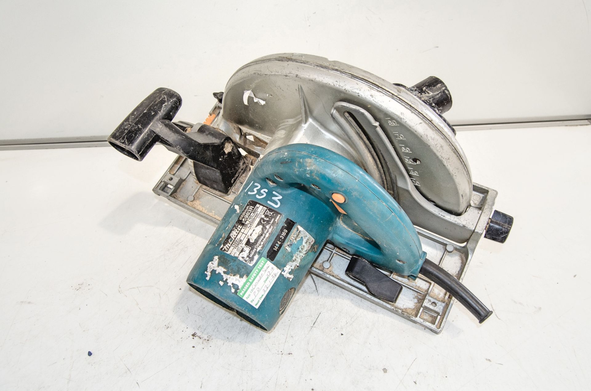 Makita 5903R 110v circular saw ** Power cord cut off ** 14043169 - Bild 2 aus 2