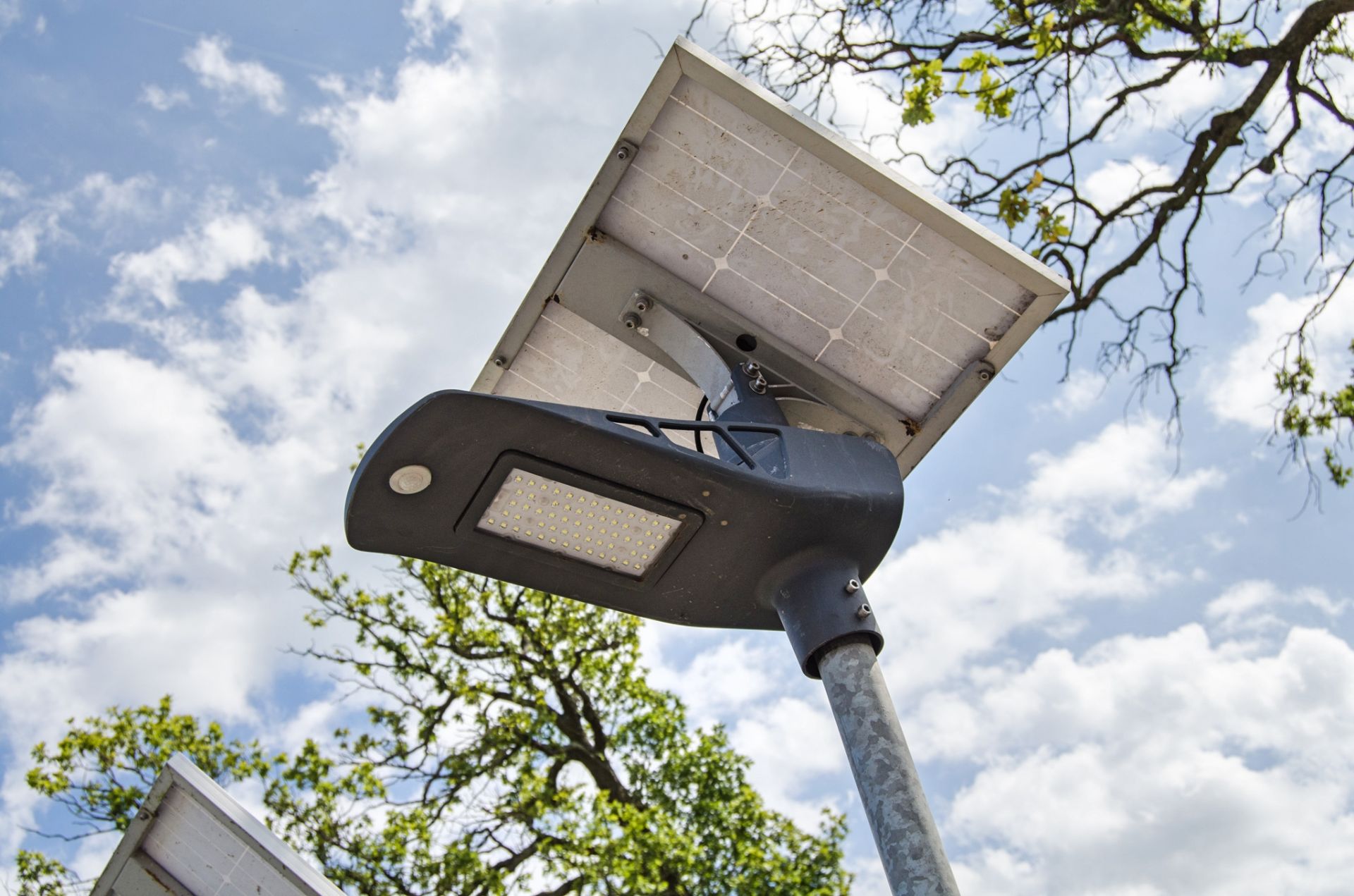 2 - Arte Solar solar powered street lamps 92054/92066 - Image 3 of 4