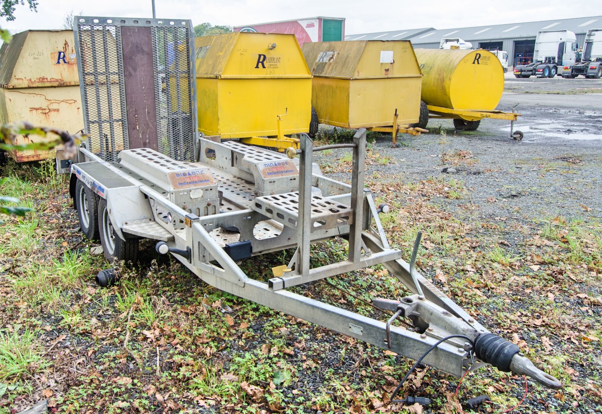 Indespension 8ft x 4 ft tandem axle plant trailer c/w Digadoc excavator docking system S/N: 127622 - Image 2 of 7