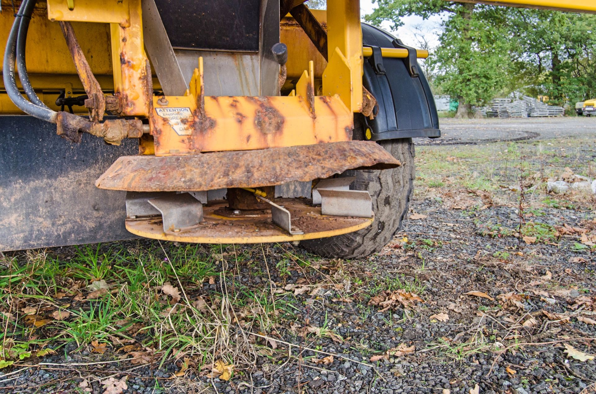 Econ WZC TPF34 tandem axle hydraulic driven salt spreader S/N: 43761 A379162 - Image 9 of 10