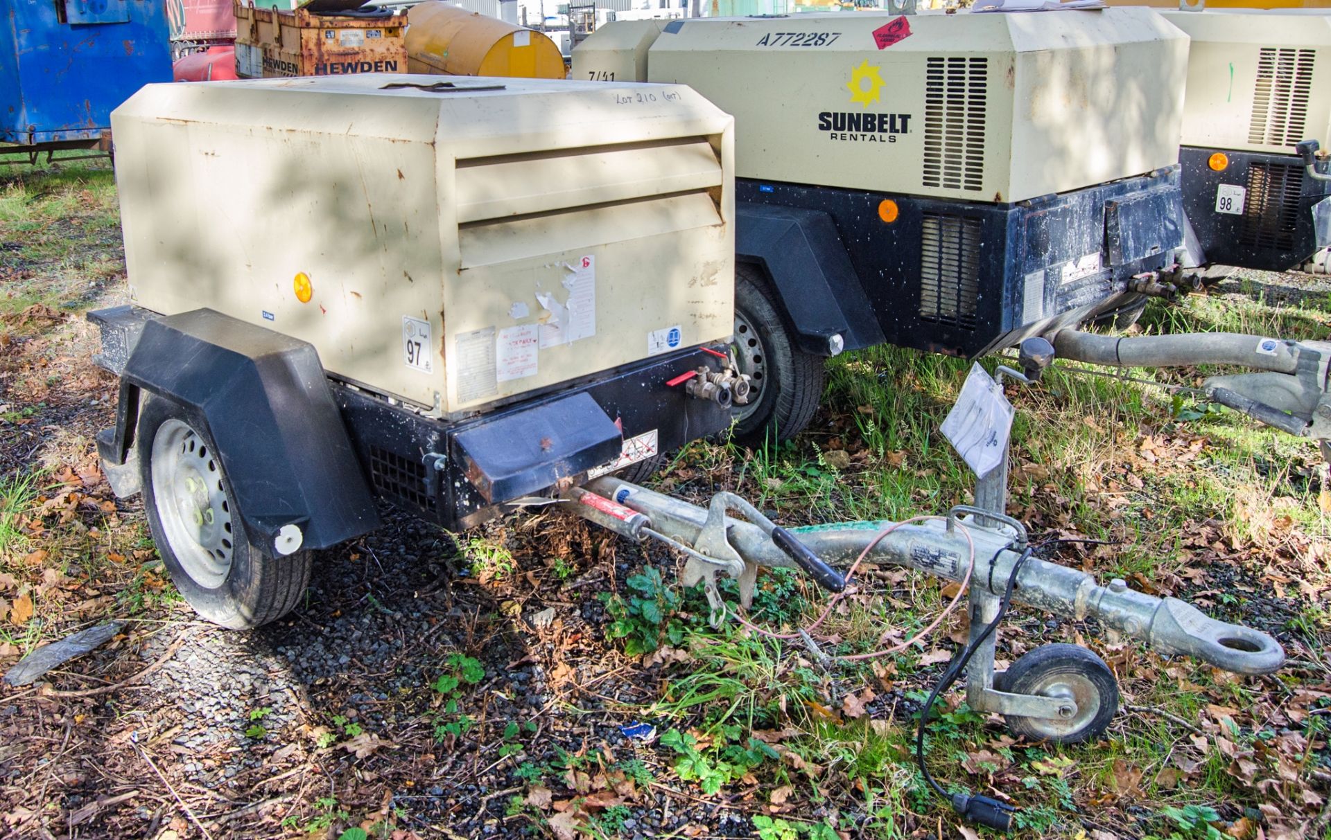 Doosan 7/20 diesel driven fast tow mobile air compressor Year: 2017 S/N: 124515 Recorded Hours: - Image 2 of 9