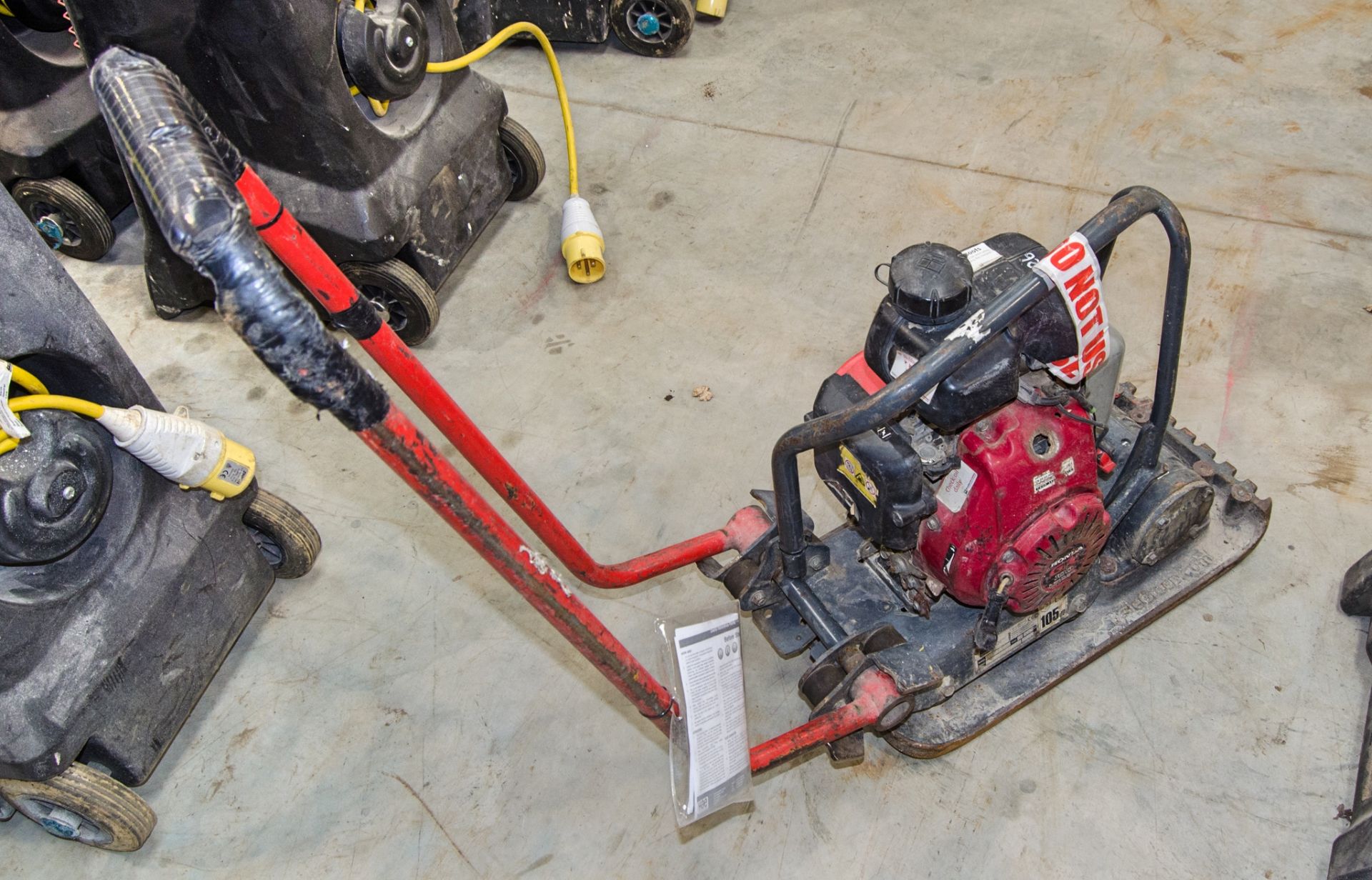 Belle LC3260 petrol driven compactor plate 1806BEL0051 - Image 2 of 2