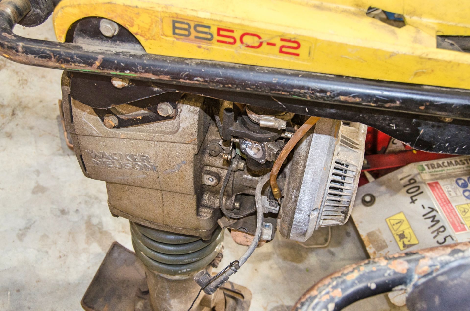 Wacker Neuson BS50-2 petrol driven trench rammer ** Cover broken ** 18095522 - Image 3 of 3