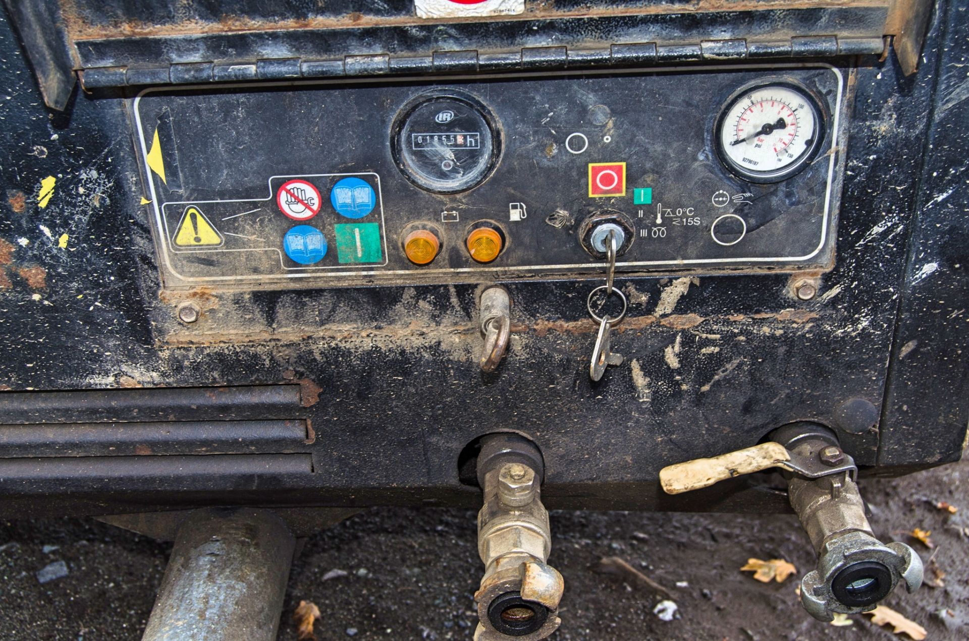 Doosan 7/41 diesel driven mobile air compressor Year: 2012 S/N: 431067 Recorded hours: 1865 79122 - Image 7 of 9