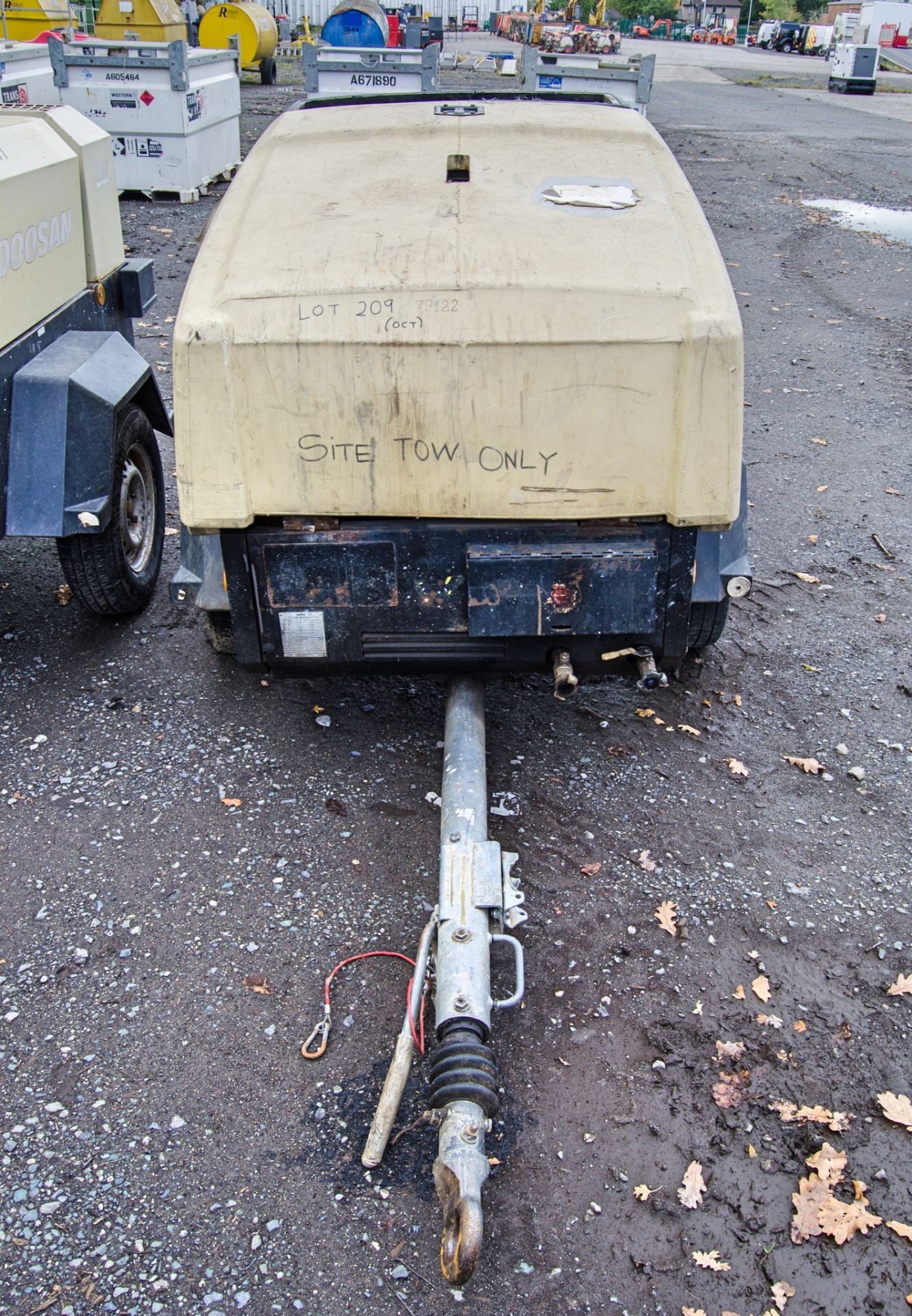 Doosan 7/41 diesel driven mobile air compressor Year: 2012 S/N: 431067 Recorded hours: 1865 79122 - Image 5 of 9