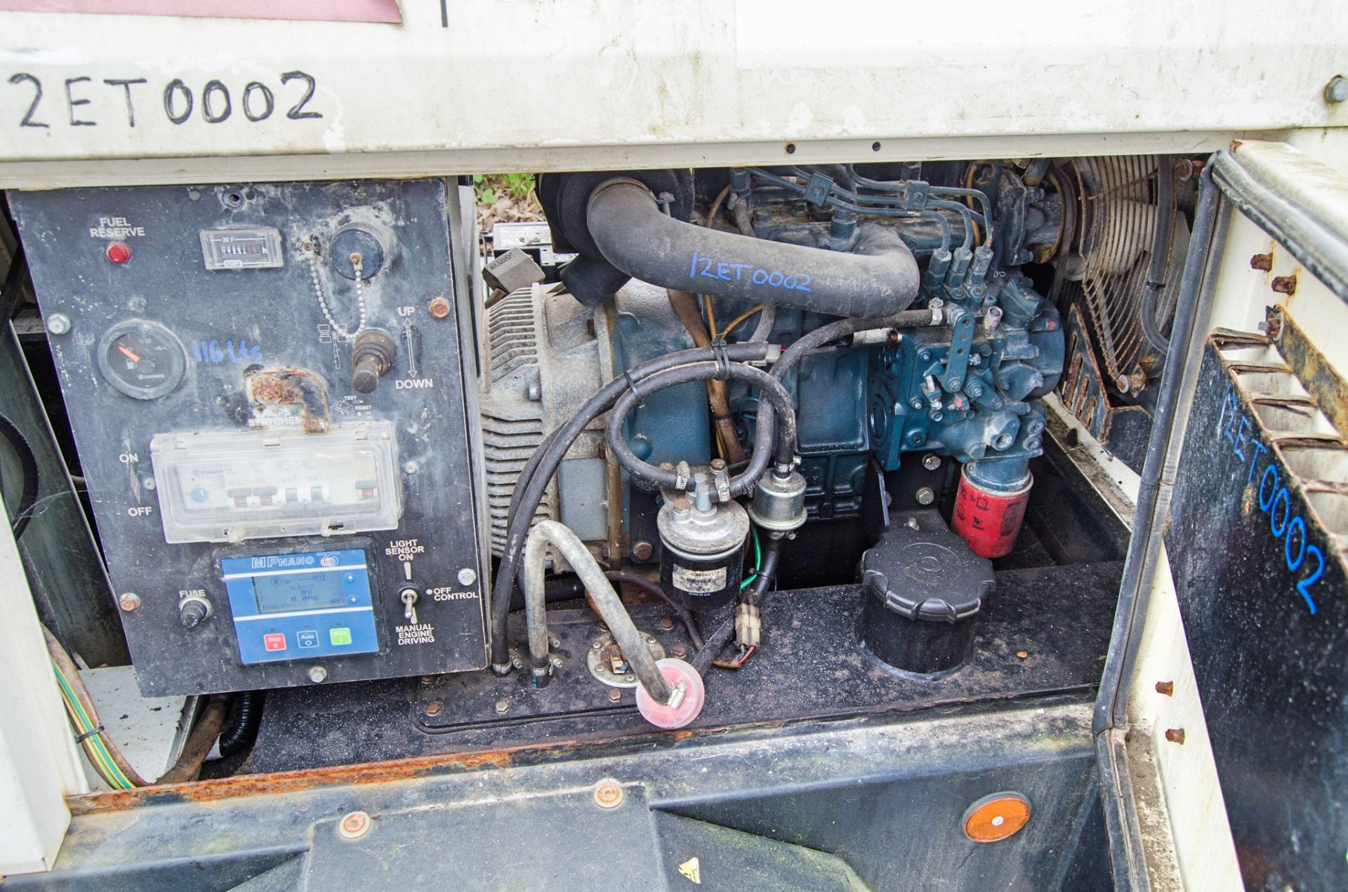 Generac VT-1 Eco diesel driven 4-head halogen fast tow mobile lighting tower Year: 2016 S/N: 1600290 - Image 9 of 12