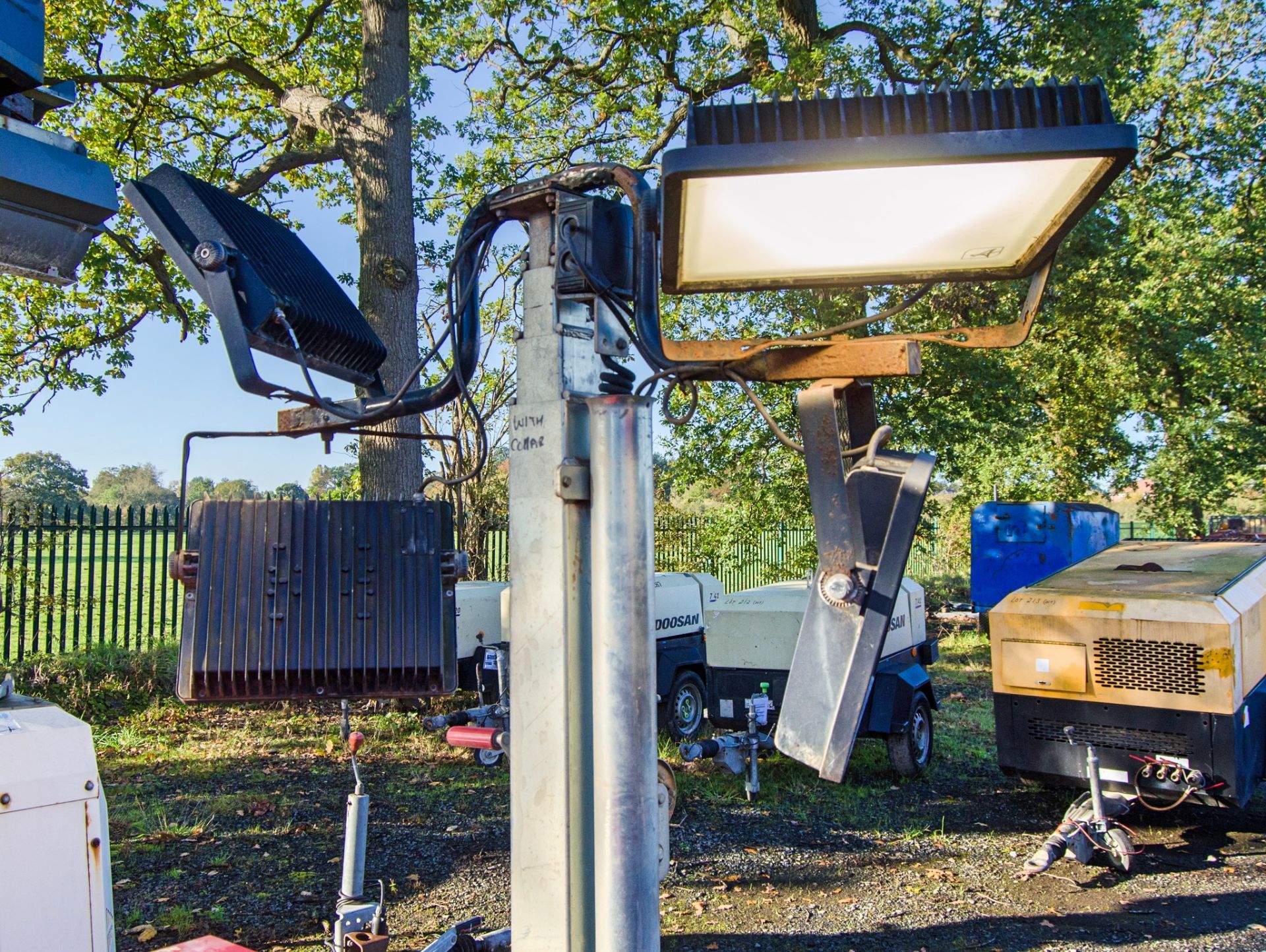 Mosa GE6000 diesel driven 4-head LED lighting tower S/N: 80193 Recorded hours: 2196 - Image 3 of 5