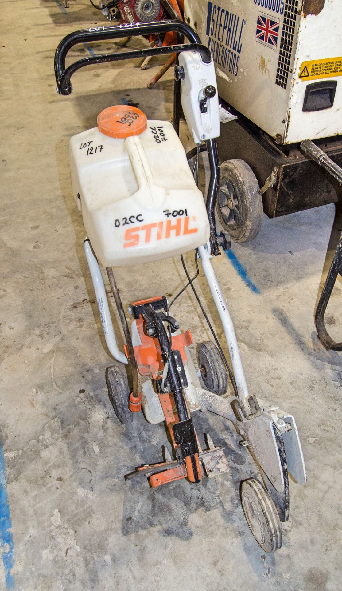 Stihl cut off saw trolley c/w water tank 02CC7001