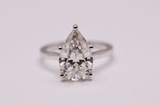 Pear Brilliant Cut 3.09 Carat Diamond 18kt White Gold Ring - G Colour VS2 Clarity IGI'