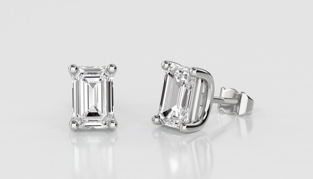 ** ON SALE ** Emerald Cut 2.00 Carat Diamond Earrings Set in Platinum D Colour - SI1 Clarity - GIA - Image 2 of 4