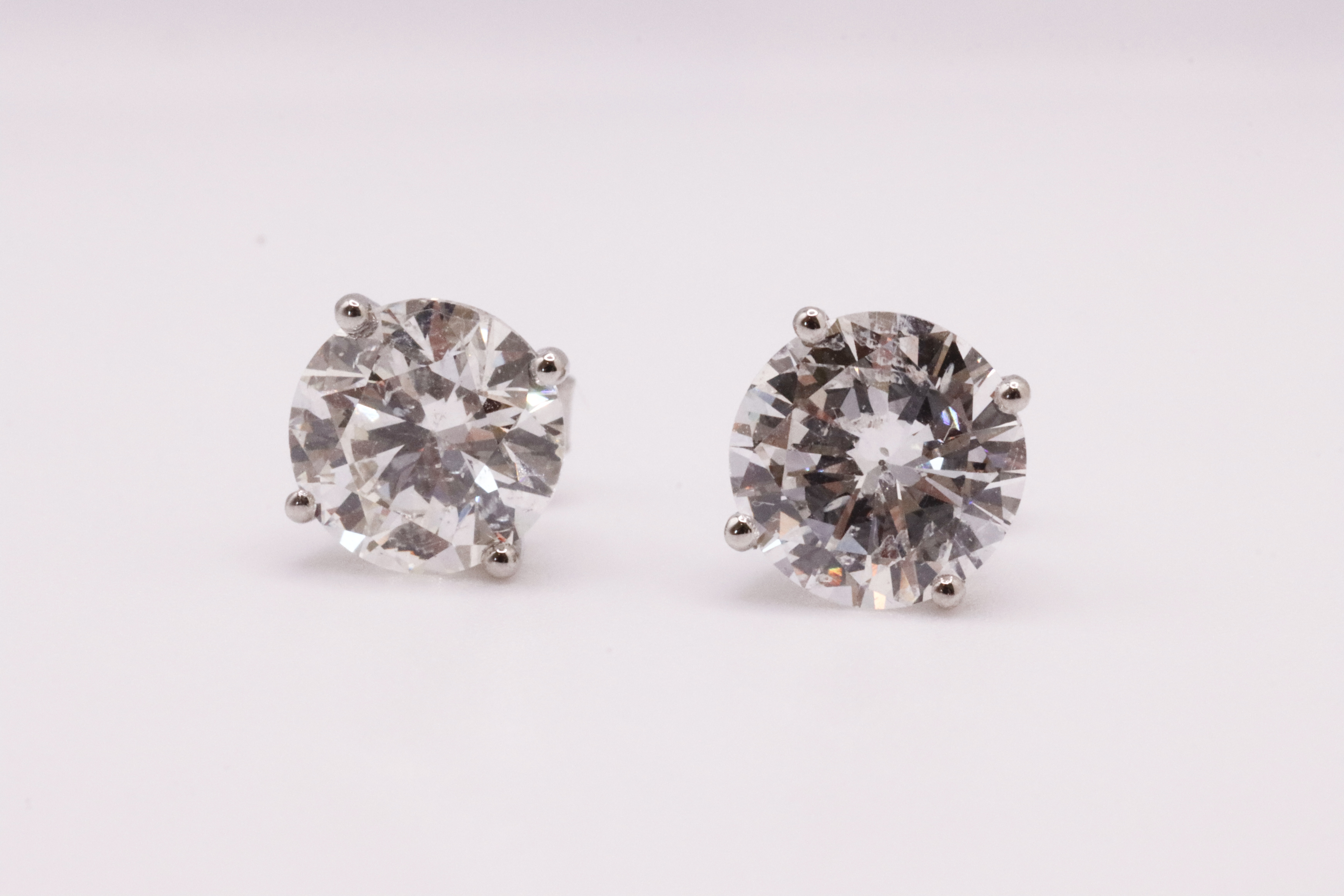 Round Brilliant Cut 4.07 Carat Natural Diamond Platinum Earrings - D Colour VS Clarity - DGI - Image 4 of 10