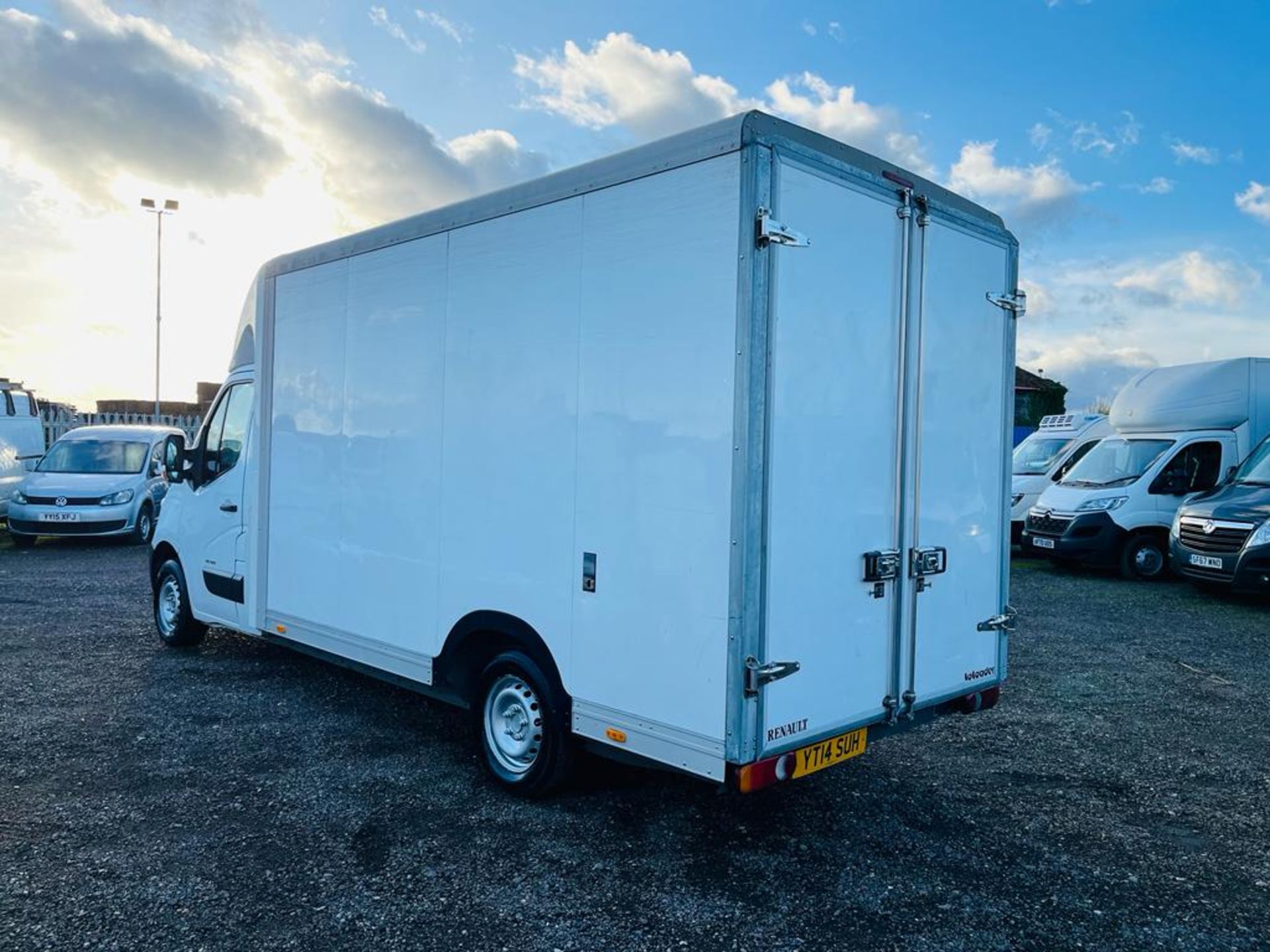 ** ON SALE ** RENAULT MASTER 3.5T RWD 2.3 LL35DCI 125 Luton 2014 "14 Reg" - A/C - Bluetooth - Image 5 of 22