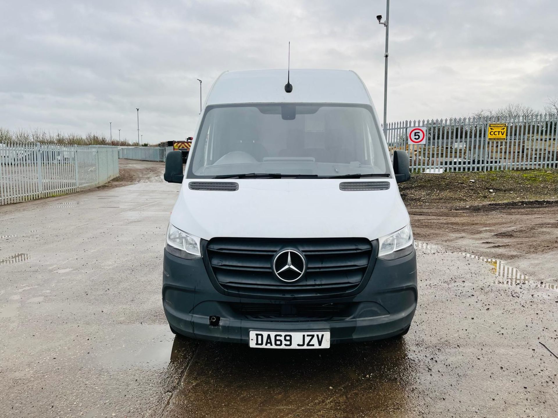 Mercedes Benz Sprinter 2.1 314 CDI L2 H2 FWD 2020 '69 Reg' ULEZ Compliant - - Image 2 of 28