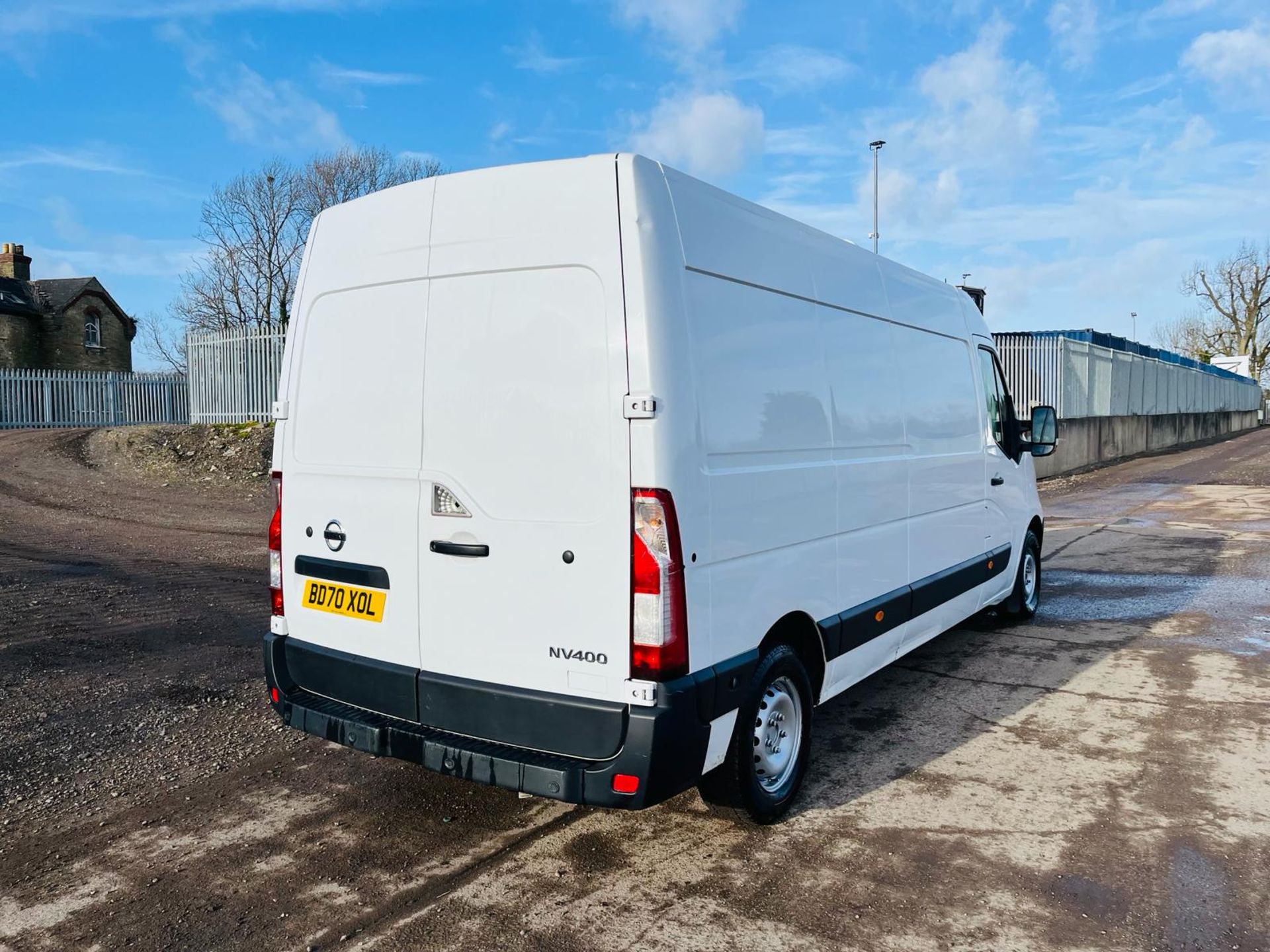 ** ON SALE ** Nissan NV400 Acenta Dci 135 F35- Refrigerated - Bluetooth Handsfree -ULEZ Compliant - Image 13 of 28
