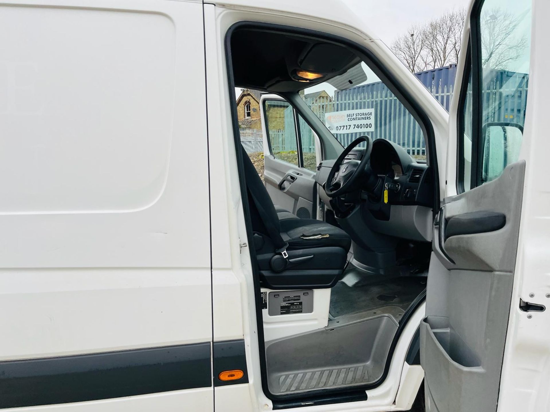 ** ON SALE ** Volkswagen Crafter Cr35 TDI 109 2016 '66 Reg' Refrigerated -ULEZ Compliant - Bluetooth - Image 16 of 30