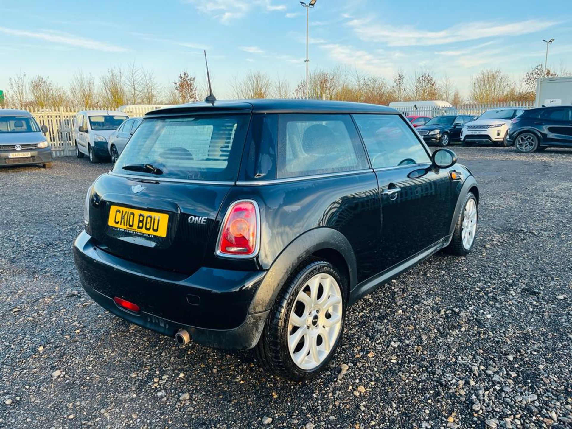 ** ON SALE ** Mini One 1.6 Start/Stop 100 2010 '10 Reg' ' Very Economical' Only 108,430 - No Vat - Image 9 of 26