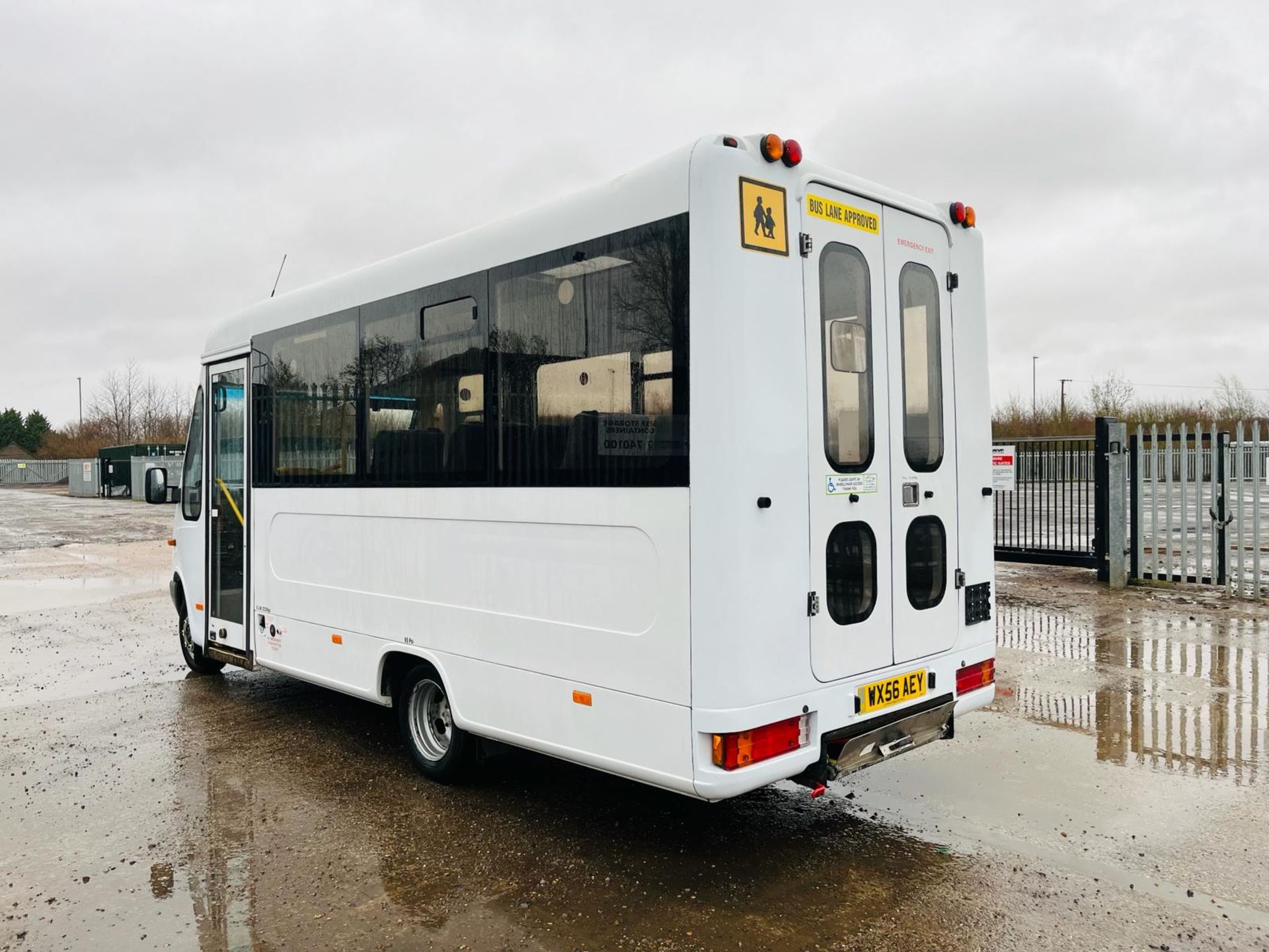 ** ON SALE ** Mercedes-Benz Sprinter 413 2.2 CDI 11 Seat Mobility Bus 2006 '56 Reg' - No Vat - Image 12 of 23