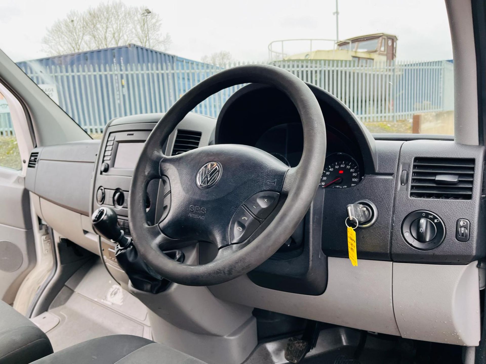 ** ON SALE ** Volkswagen Crafter Cr35 TDI 109 2016 '66 Reg' Refrigerated -ULEZ Compliant - Bluetooth - Image 18 of 30