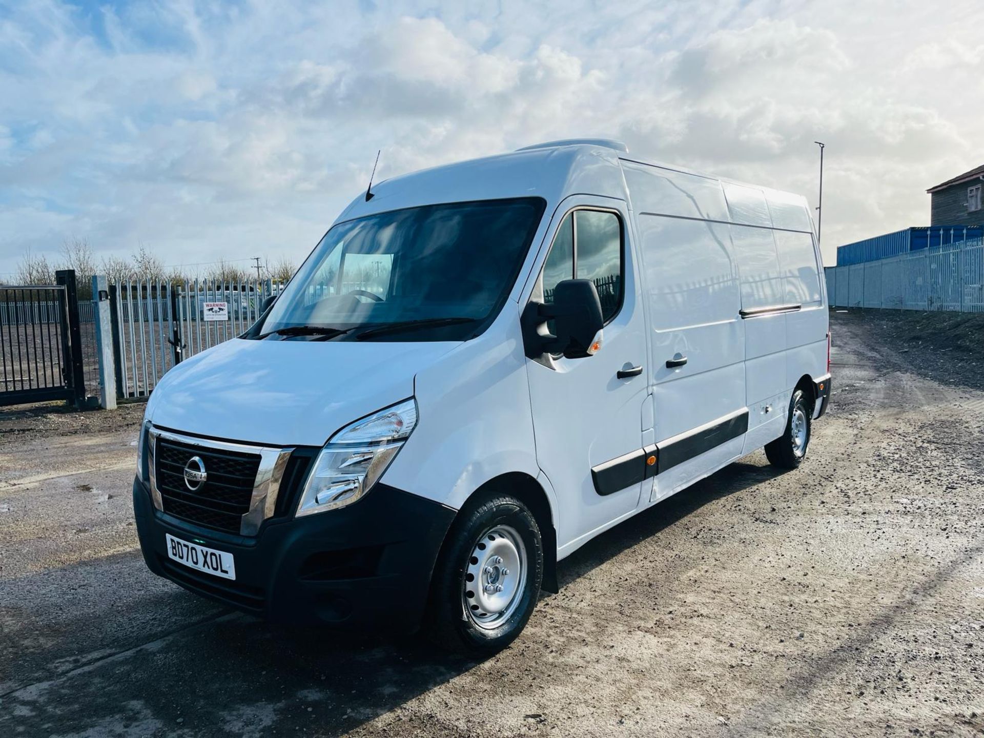 ** ON SALE ** Nissan NV400 Acenta Dci 135 F35- Refrigerated - Bluetooth Handsfree -ULEZ Compliant - Image 3 of 28