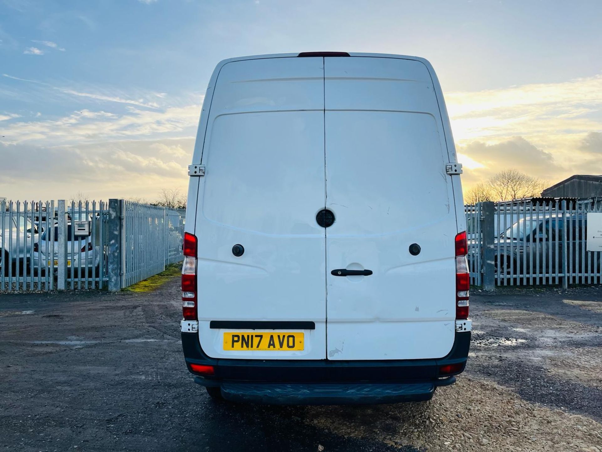 ** ON SALE ** Mercedes Benz Sprinter CDI 416 Fridge/Freezer 2.2 L2H3 2017'17 Reg -1 Owner From New - Image 9 of 29