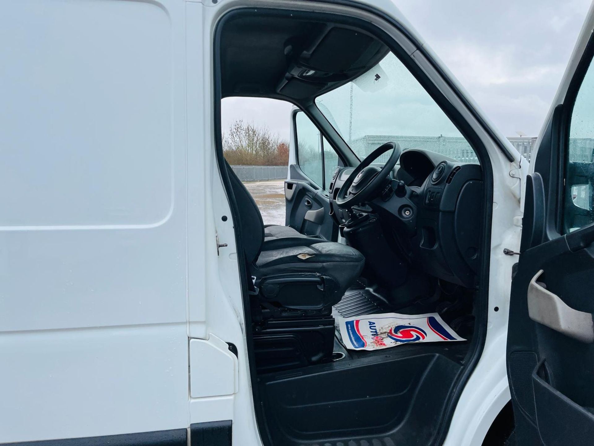 ** ON SALE ** Renault Master Business 3.5T DCI 110 2.3 L3 H2 2016 '16 Reg' - Parking Sensors - Image 15 of 25