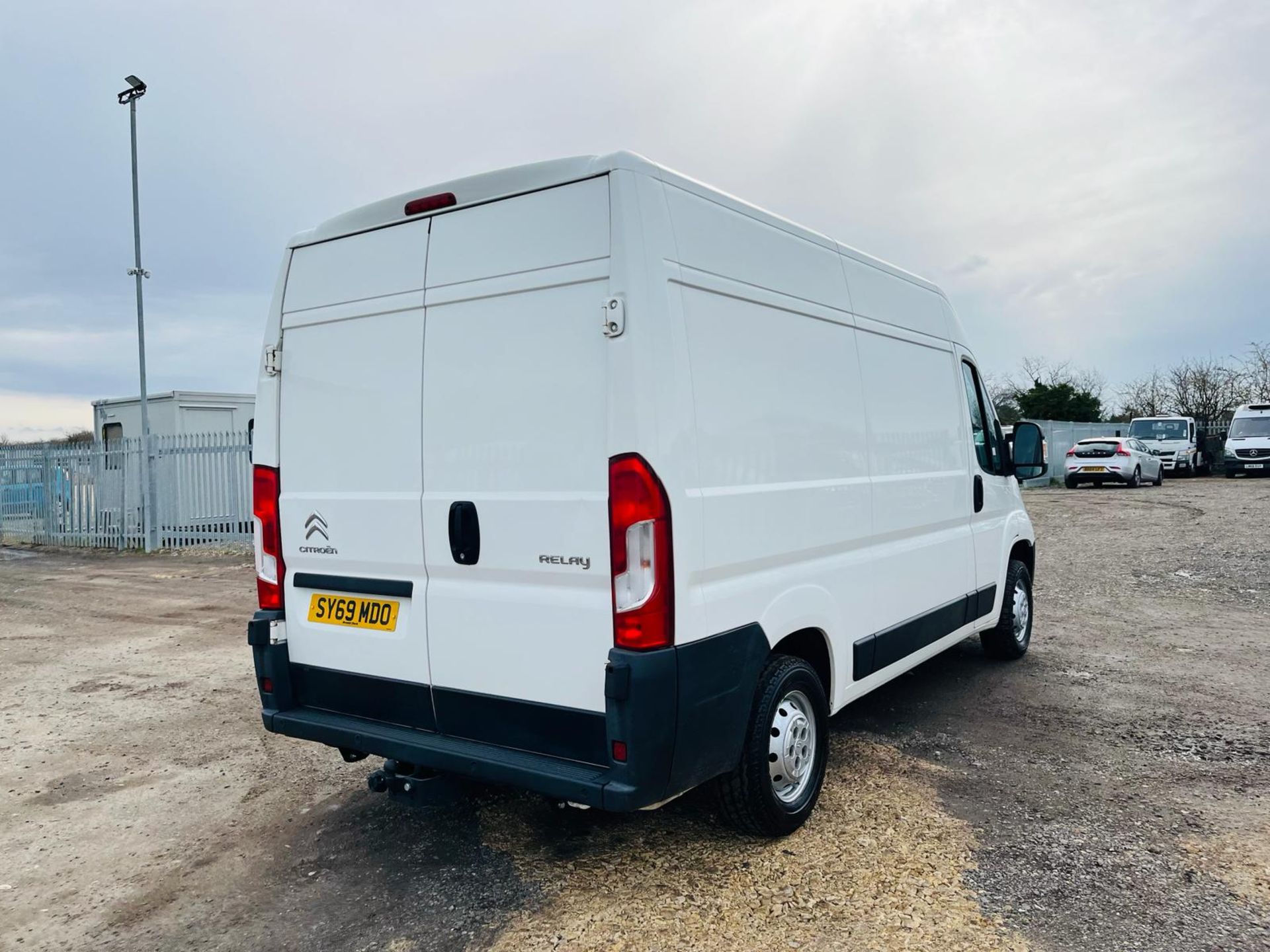 ** ON SALE **Citroen Relay 32 BlueHDI 140 Enterprise L2 H2 2.2 2019 '69 Reg' -A/C -ULEZ Compliant - Image 12 of 27