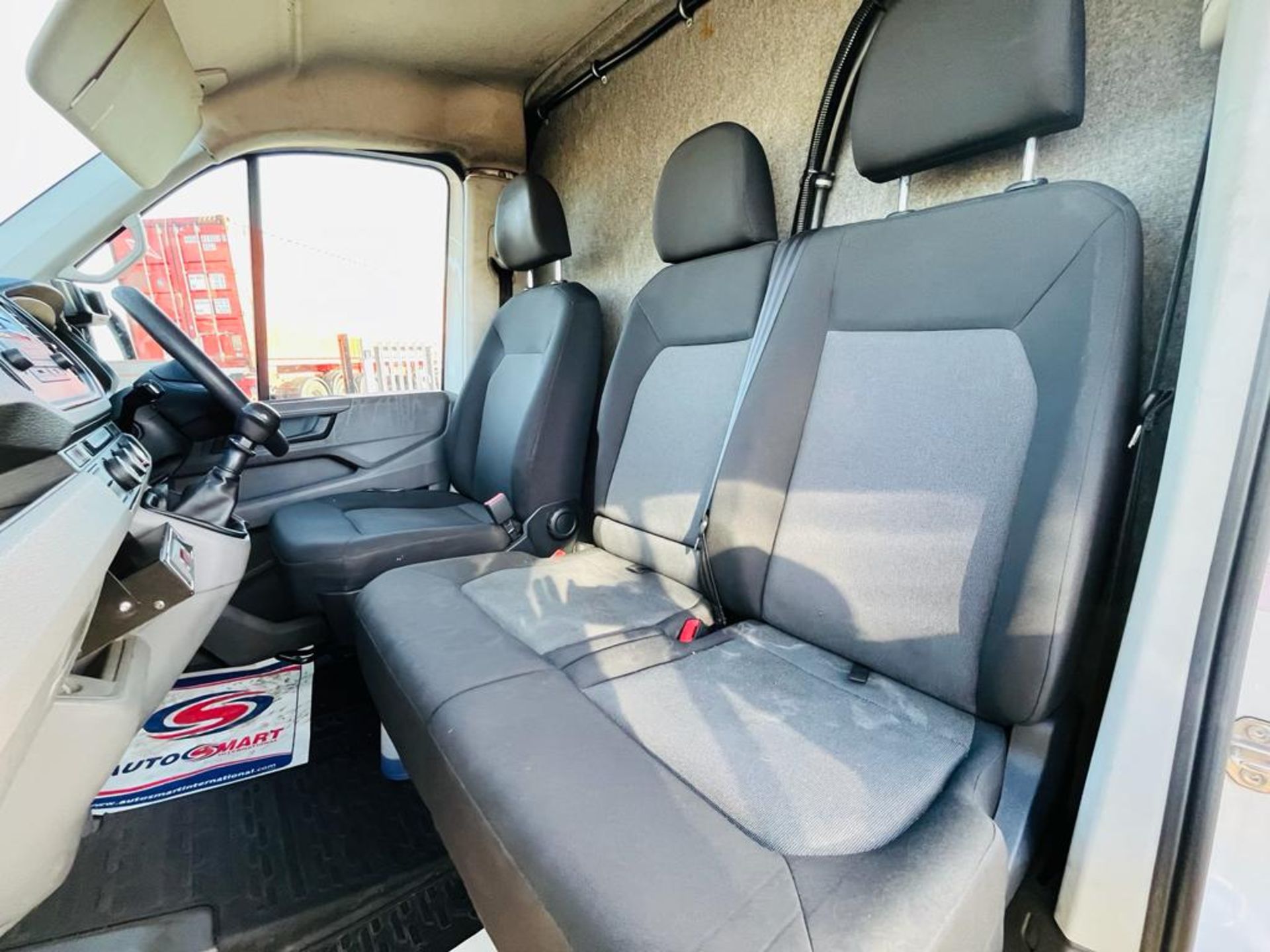 Volkswagen Crafter CR35 Startline TDI 140 BMT 2.0 L2 H2 2018 "18 Reg-fridge freezer- ULEZ Compliant - Image 25 of 27