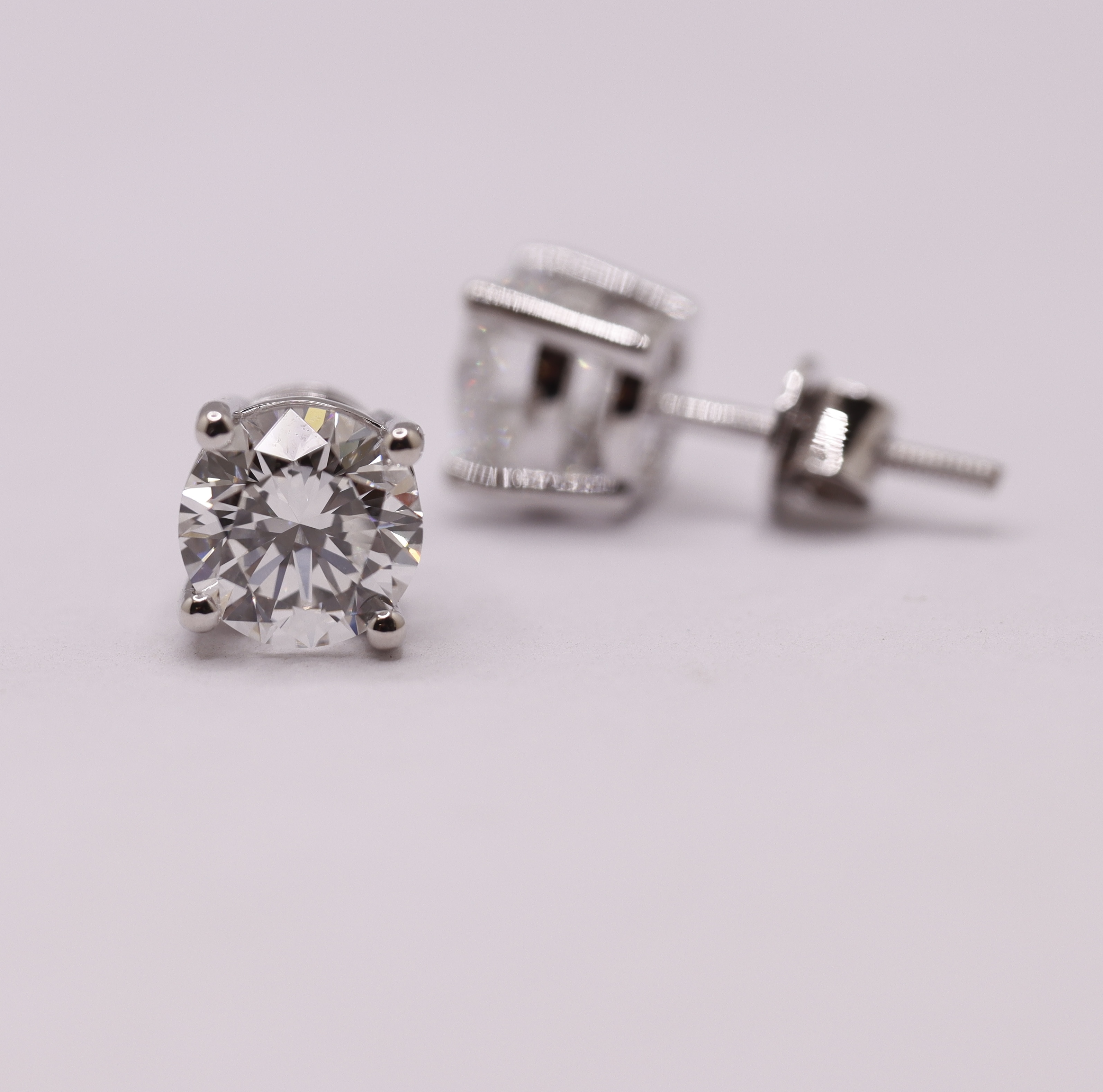 ** ON SALE ** Round Brilliant Cut 3.02 Carat Diamond 18kt White Gold Earrings - E Colour VS1 Clarity - Image 5 of 11