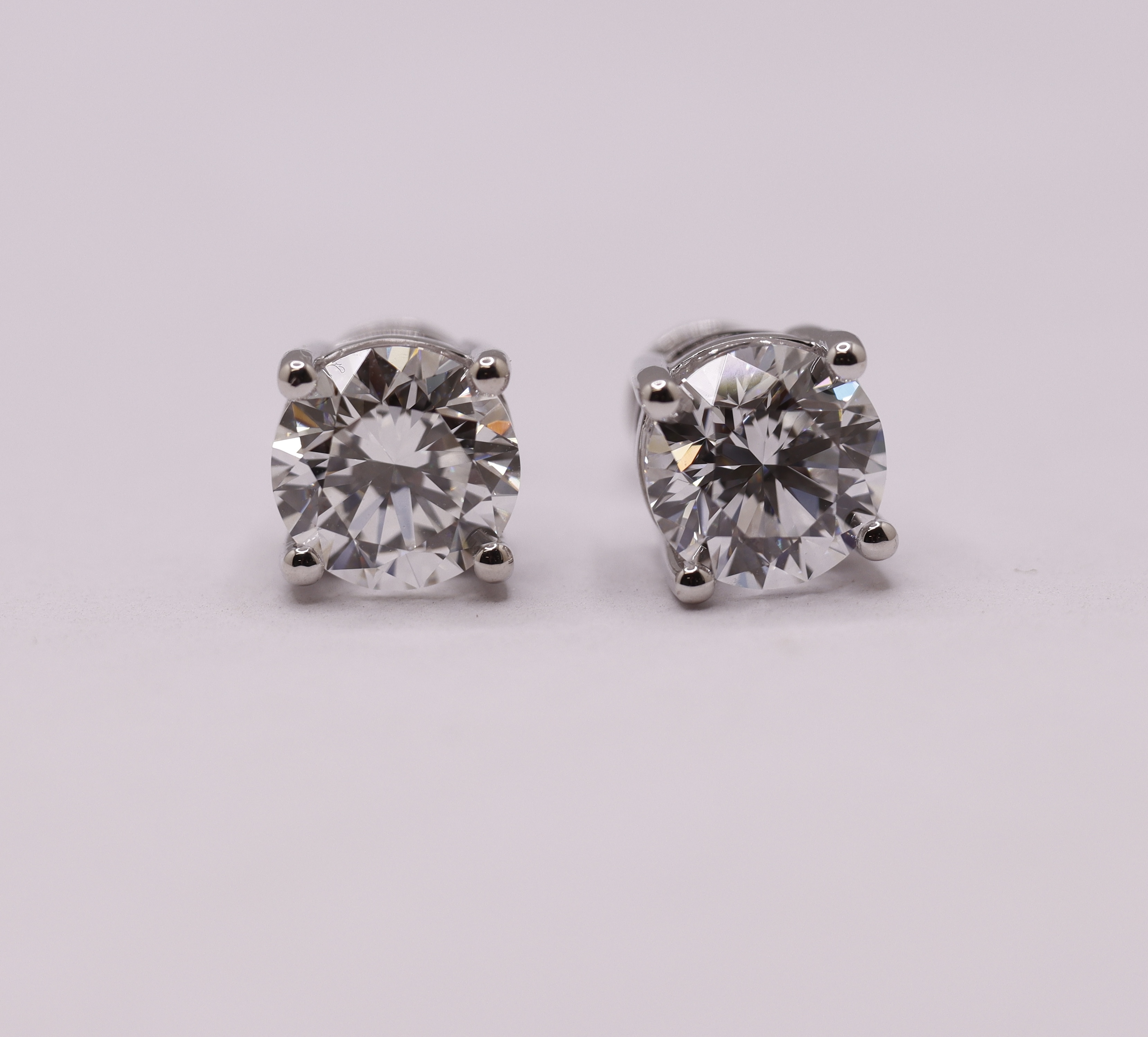 ** ON SALE ** Round Brilliant Cut 3.02 Carat Diamond 18kt White Gold Earrings - E Colour VS1 Clarity