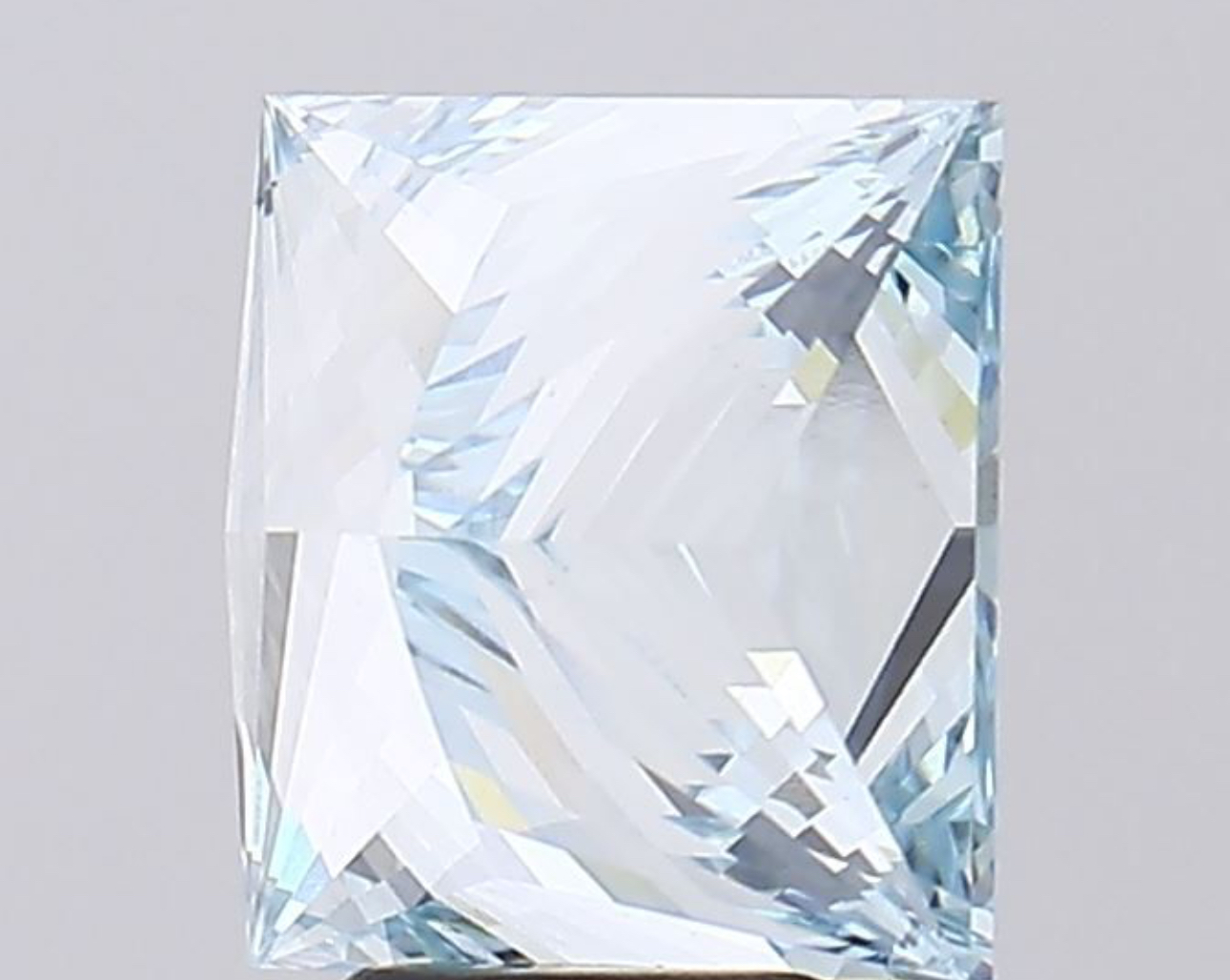 ** ON SALE ** Princess Cut Diamond 5.01 Carat Fancy Intense Blue VS1 Clarity EX EX - IGI - Image 5 of 8
