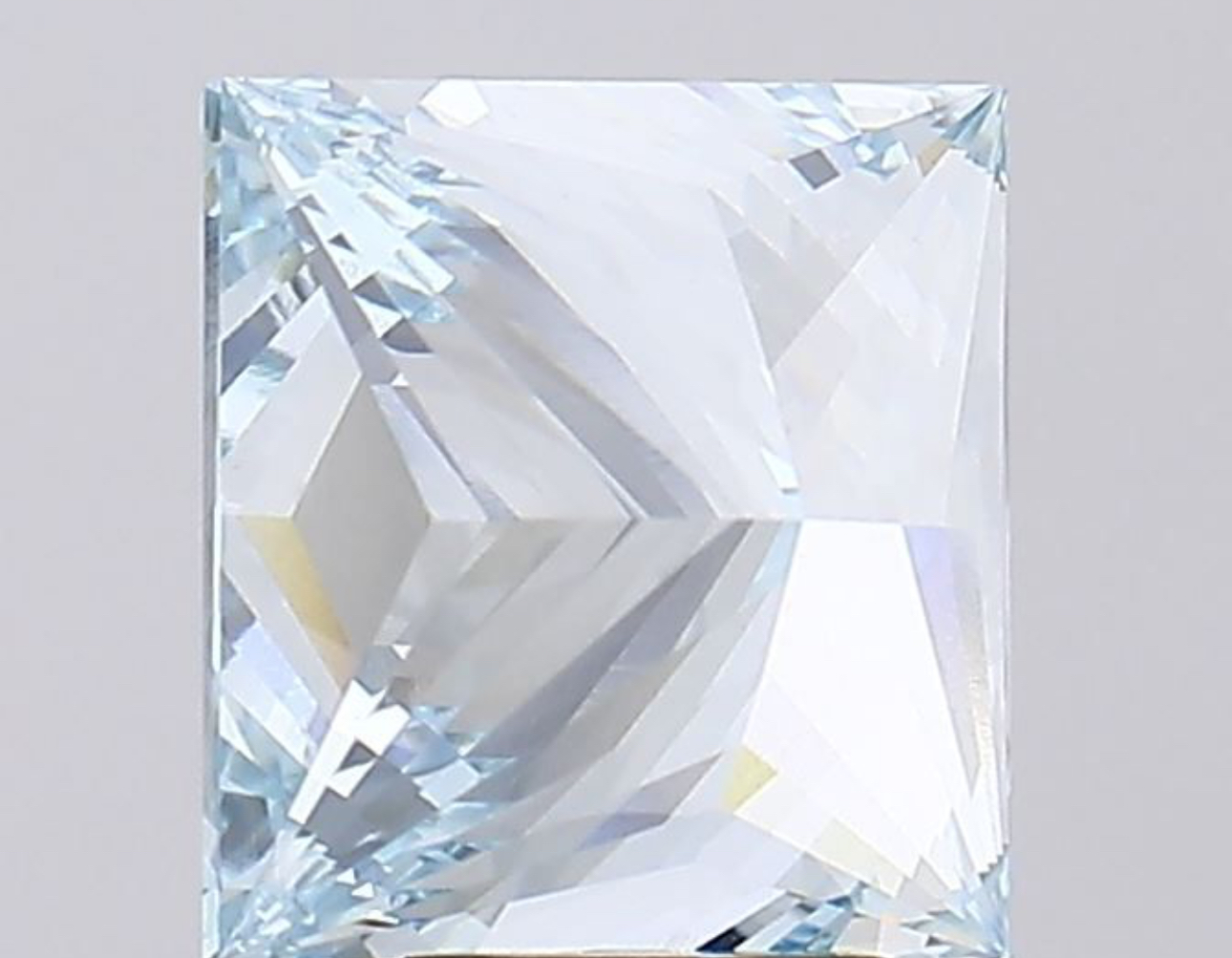 ** ON SALE ** Princess Cut Diamond 5.01 Carat Fancy Intense Blue VS1 Clarity EX EX - IGI - Image 3 of 8