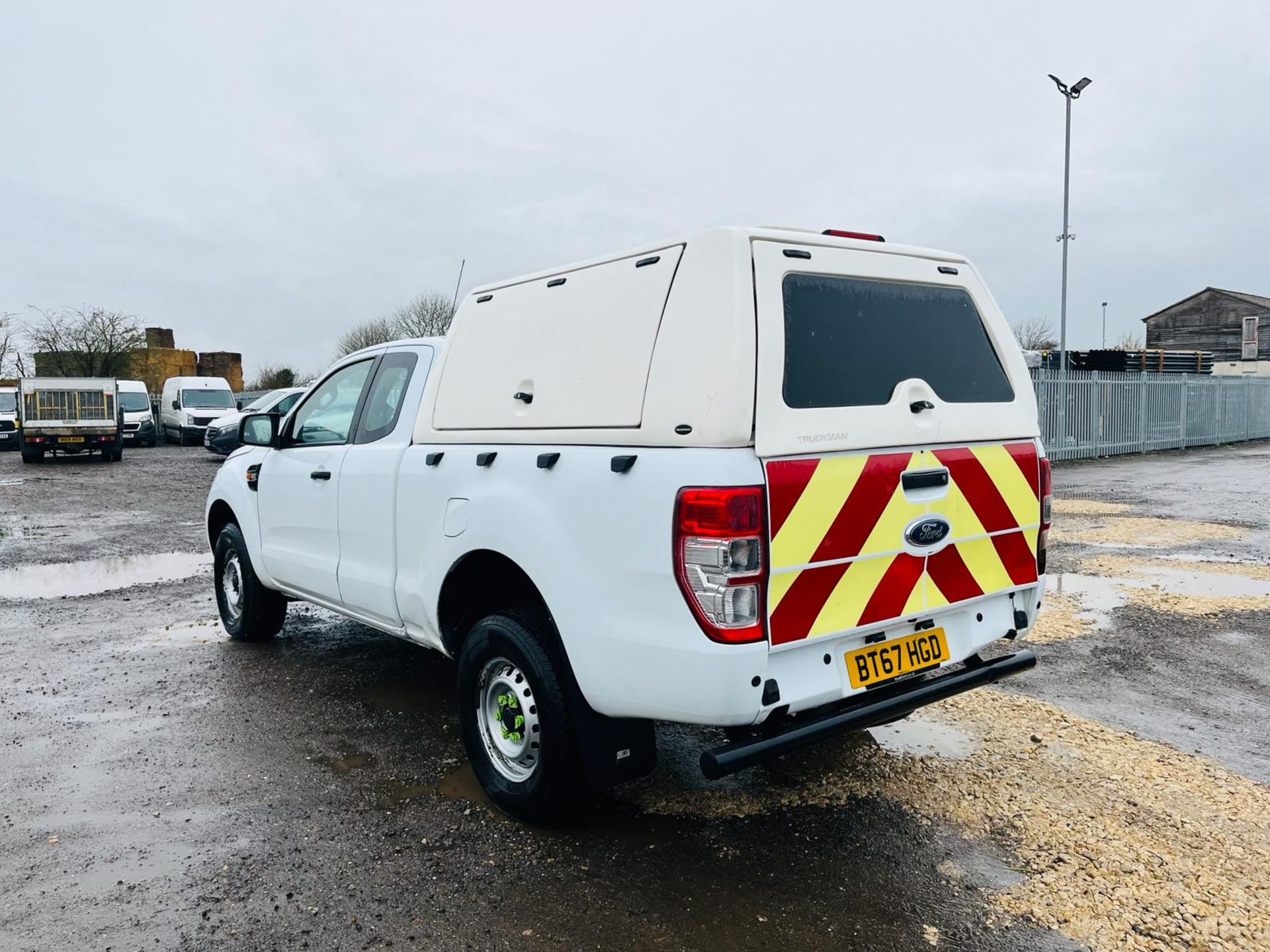 ** ON SALE ** Ford Ranger 2.2 TDCI 150 XL Super Cab 4WD CrewCab 2018 '67 Reg' -ULEZ Compliant - Image 5 of 26