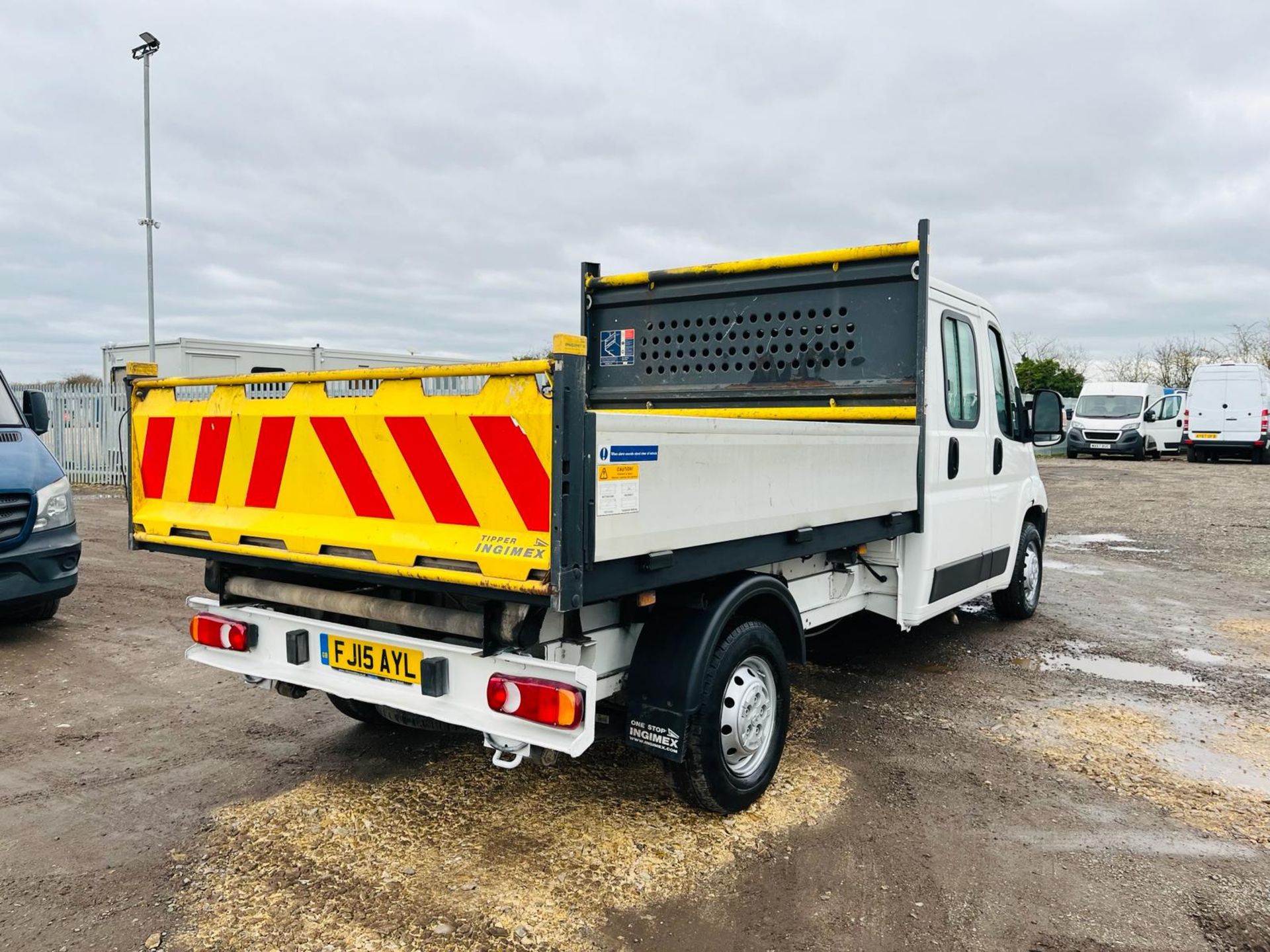 ** ON SALE ** Peugeot Boxer 335 2.2 Hdi 130 L3 CrewCab Tipper 2015 '15 Reg' ONLY 56,897 mile - Image 12 of 31