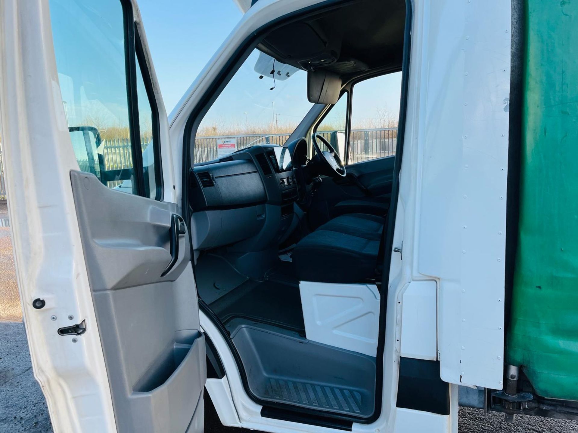 ** ON SALE ** Volkswagen Crafter Curtain Side 2.0L TDI 109 L3 H1 - 2011 '61 Reg'- Air Conditioning - Image 19 of 24
