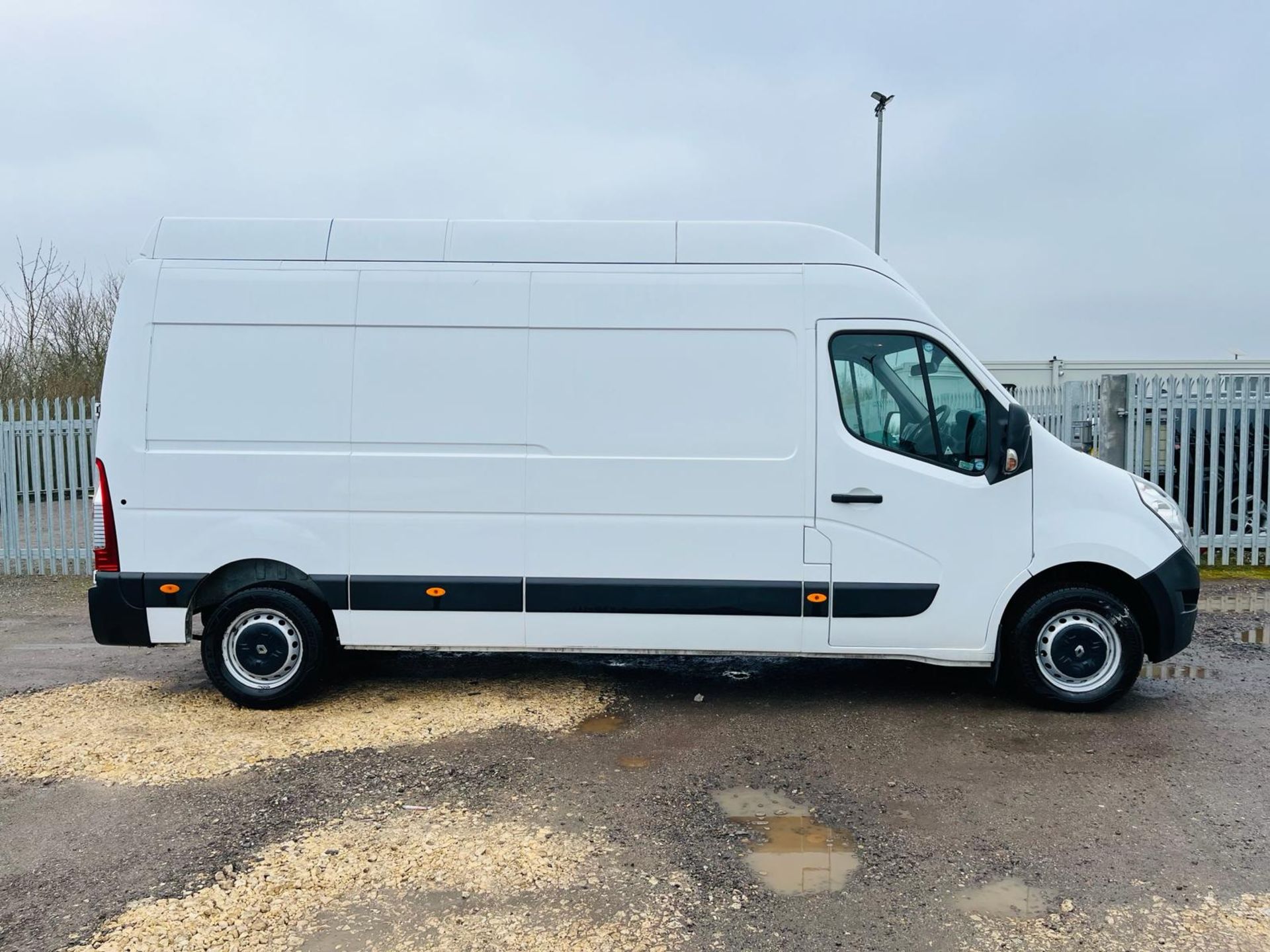 Renault Master Business DCI 110 2.3 3.5T L3 H3 2018 '68 Reg' -A/C -ULEZ Compliant - Long Wheel Base - Image 10 of 25