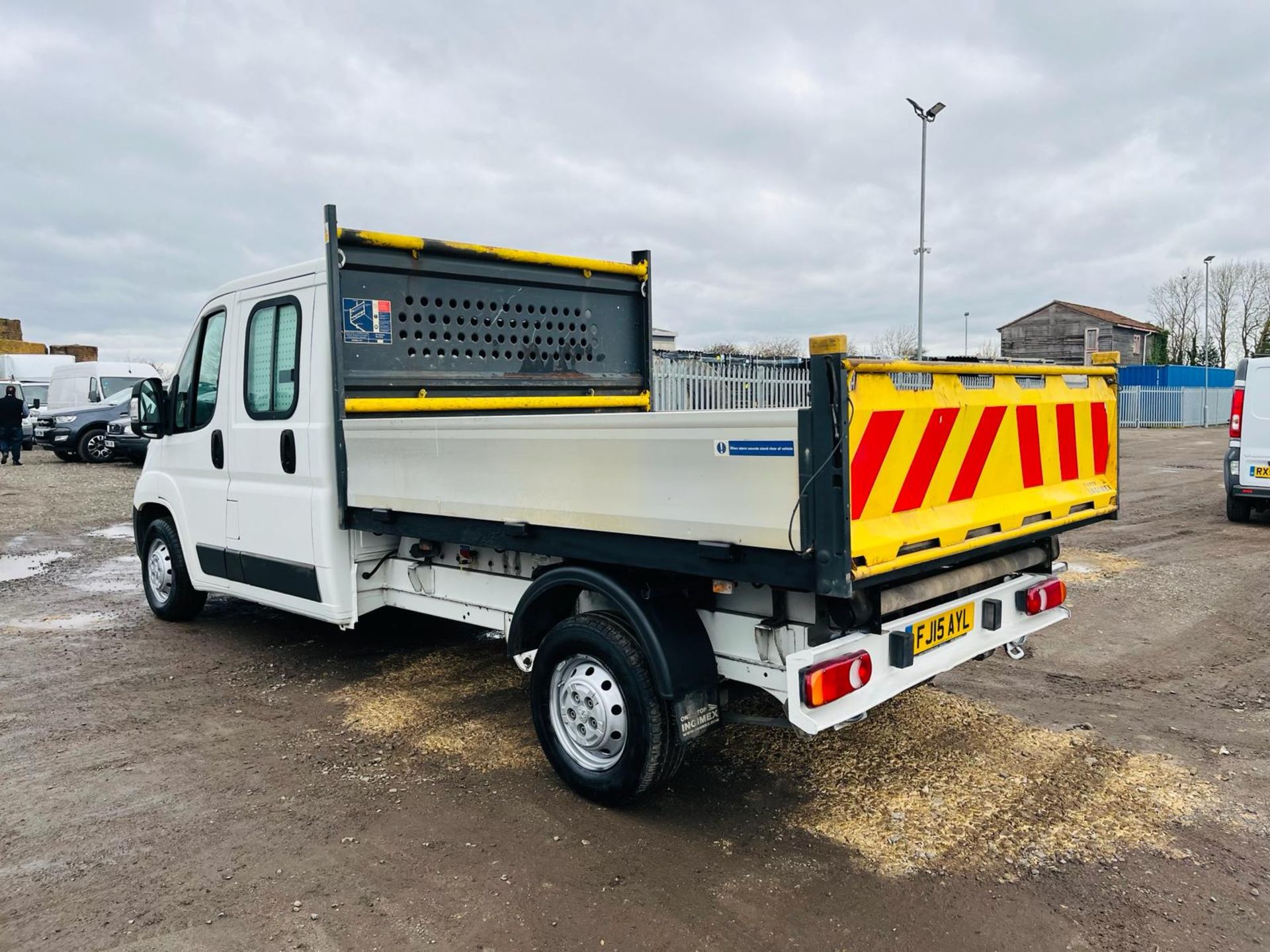 ** ON SALE ** Peugeot Boxer 335 2.2 Hdi 130 L3 CrewCab Tipper 2015 '15 Reg' ONLY 56,897 mile - Image 8 of 31