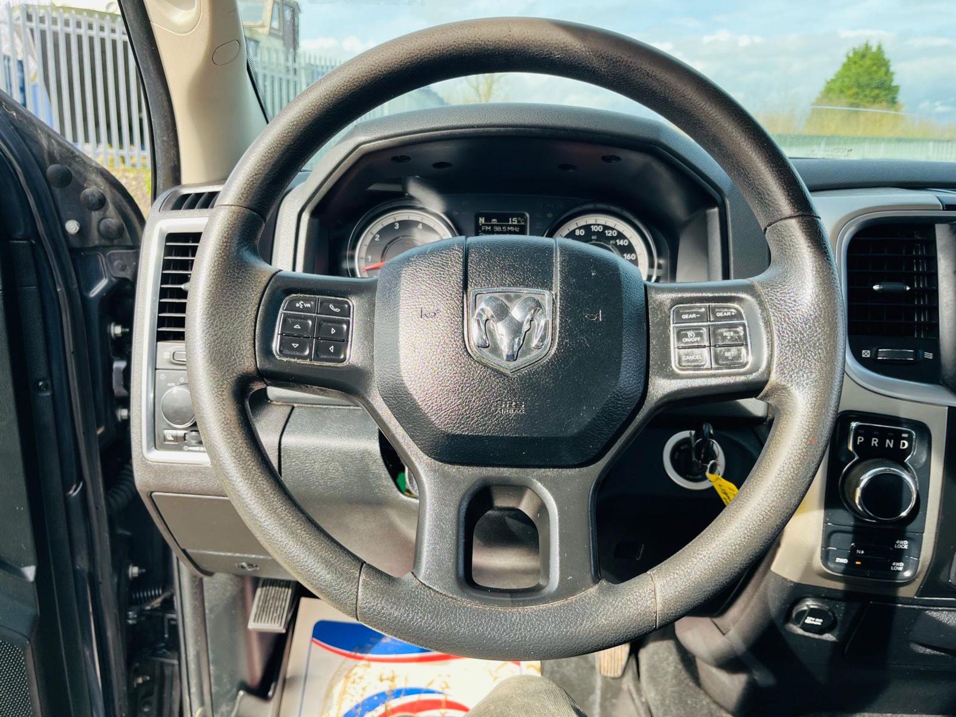 Dodge Ram 5.7 Hemi 1500 SLT 4WD Crew Cab ' 2018 Year' A/C - Fresh Import - ULEZ Compliant - Image 14 of 32