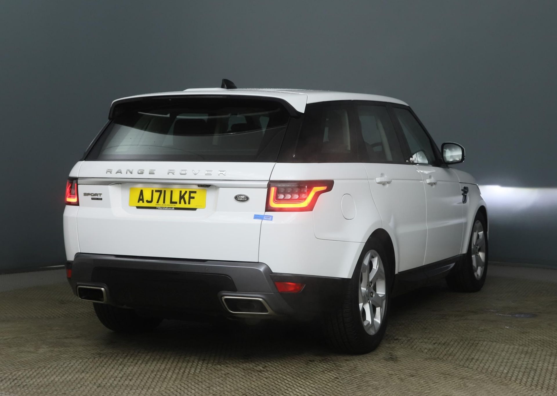 ** ON SALE ** Land Rover Range Rover sport 3.0 P400 HSE 2022 '71 Reg' 4WD - Sat Nav - A/C - Image 4 of 12