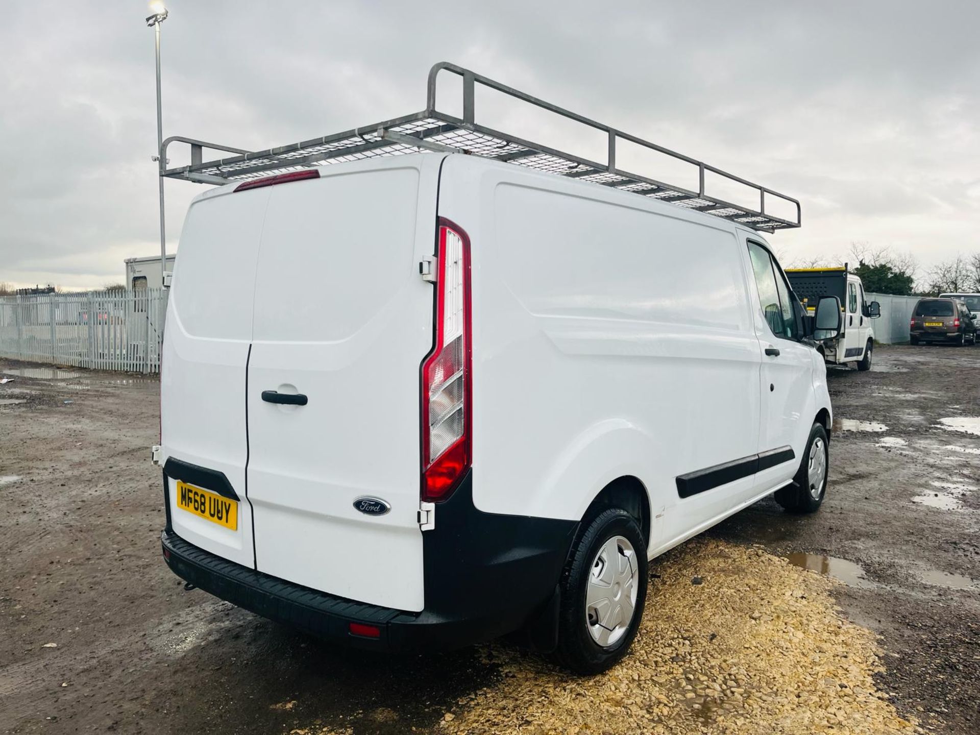 ** ON SALE ** Ford Transit Custom 300 2.0 Tdci Ecoblue 130 L1 H1 Panel Van 2018 '68 Reg' - Image 12 of 27