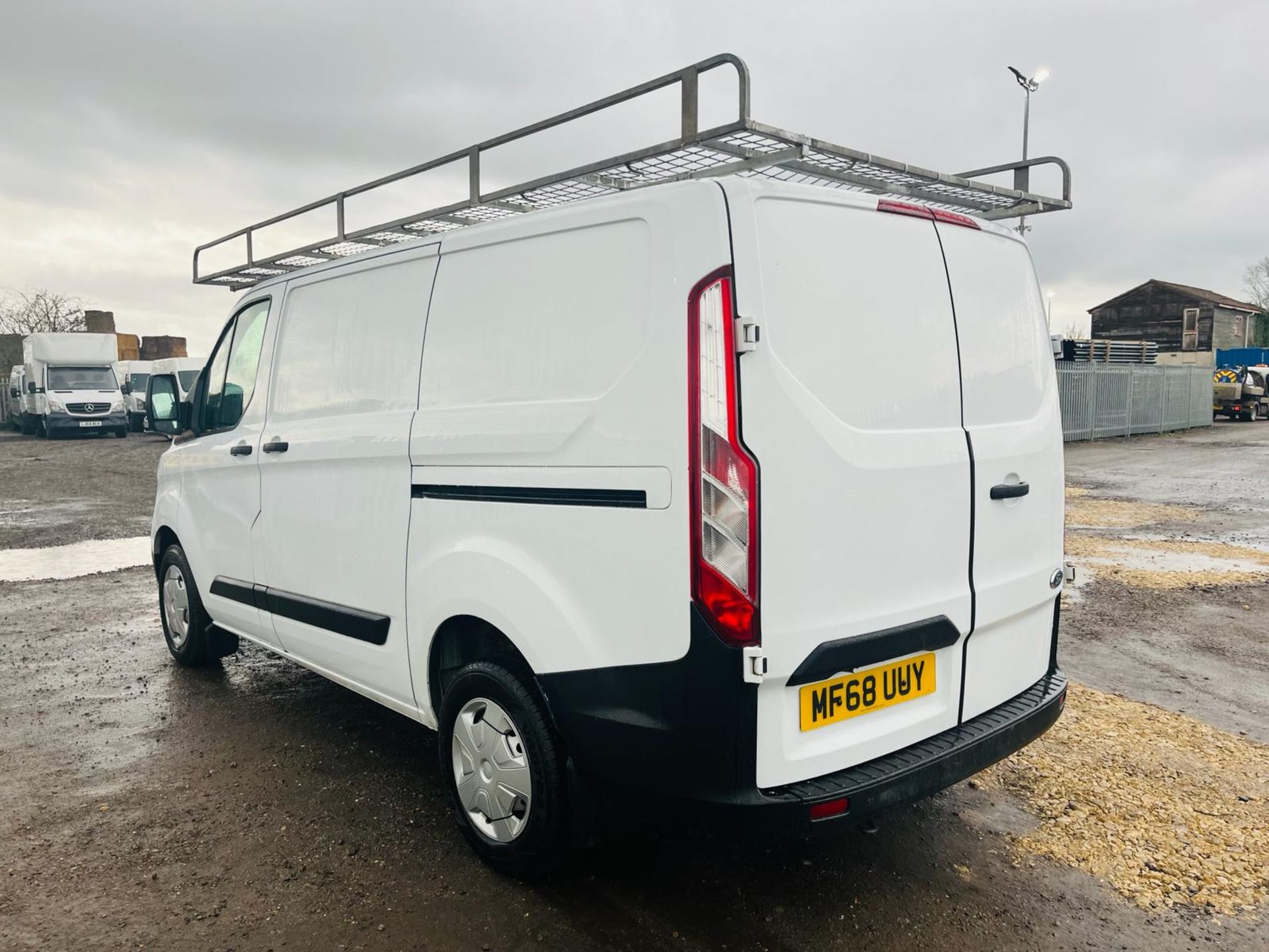 ** ON SALE ** Ford Transit Custom 300 2.0 Tdci Ecoblue 130 L1 H1 Panel Van 2018 '68 Reg' - Image 8 of 27