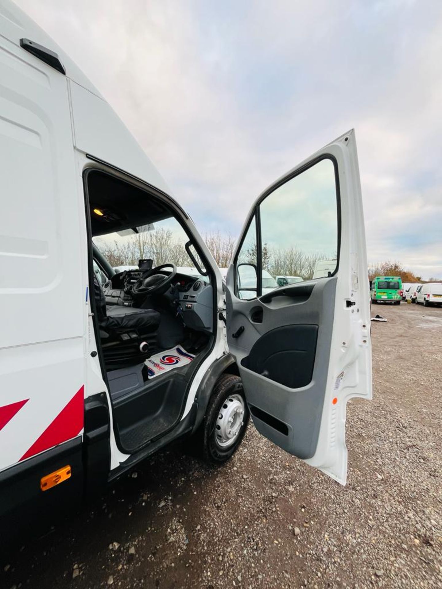 ** ON SALE ** Iveco Daily 3.0 HPI 65C18 L4 H3 Cherry Picker 2009 '58 Reg' Twin Rear Axle - Image 18 of 31