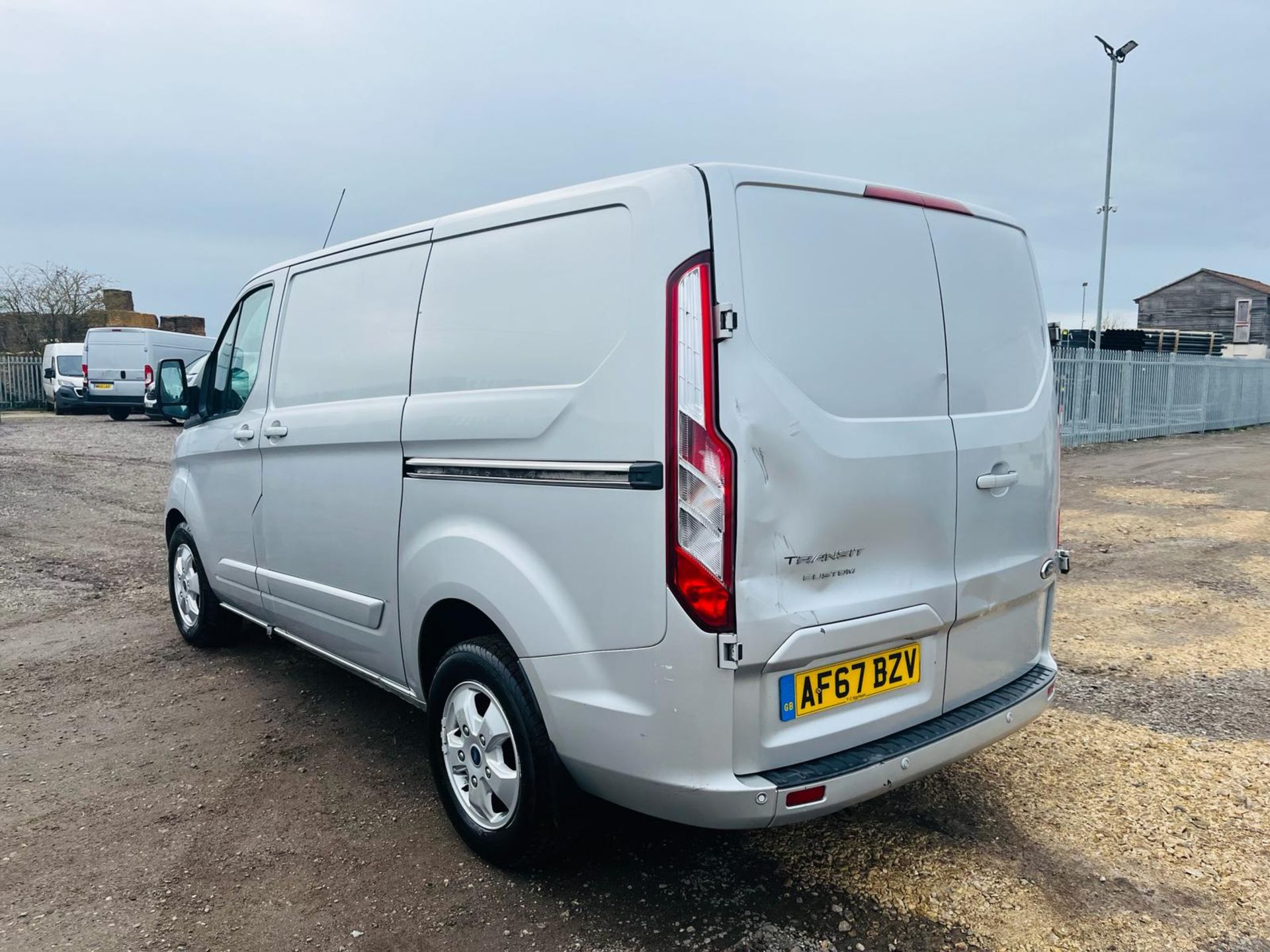 ** ON SALE ** Ford Transit Custom 130 2.0 Tdci Limited L1H1 PanelVan 2017'67 Reg'-1 Previous Owner - Image 8 of 27