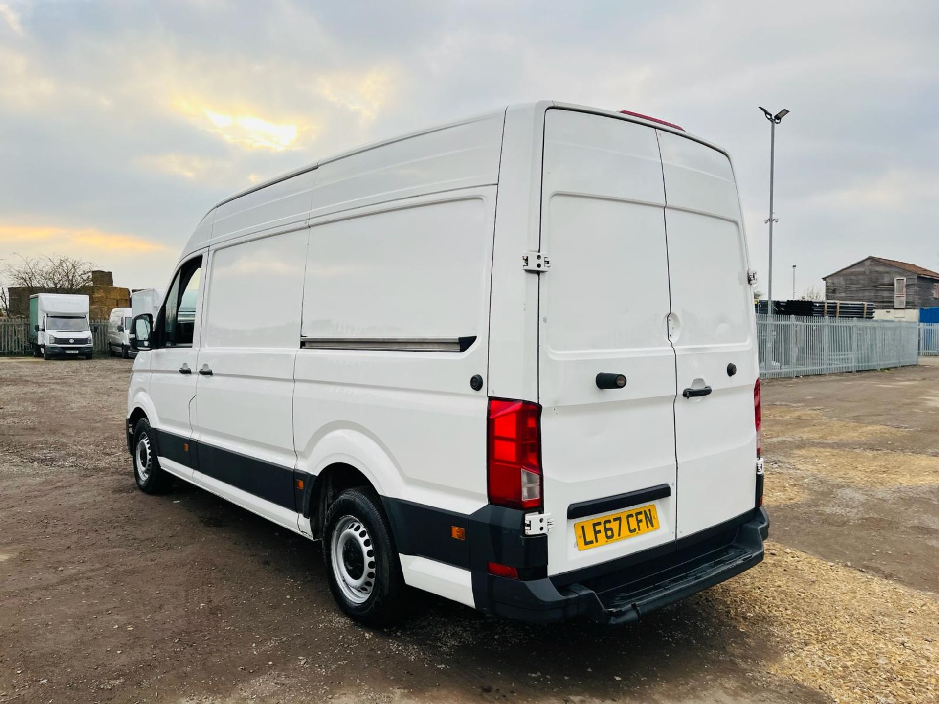 Volkswagen Crafter Cr35 Startline 140 2.0 Tdi L2H3 Fridge/Freezer 2017 '67 Reg' -ULEZ Complaint - Image 8 of 28