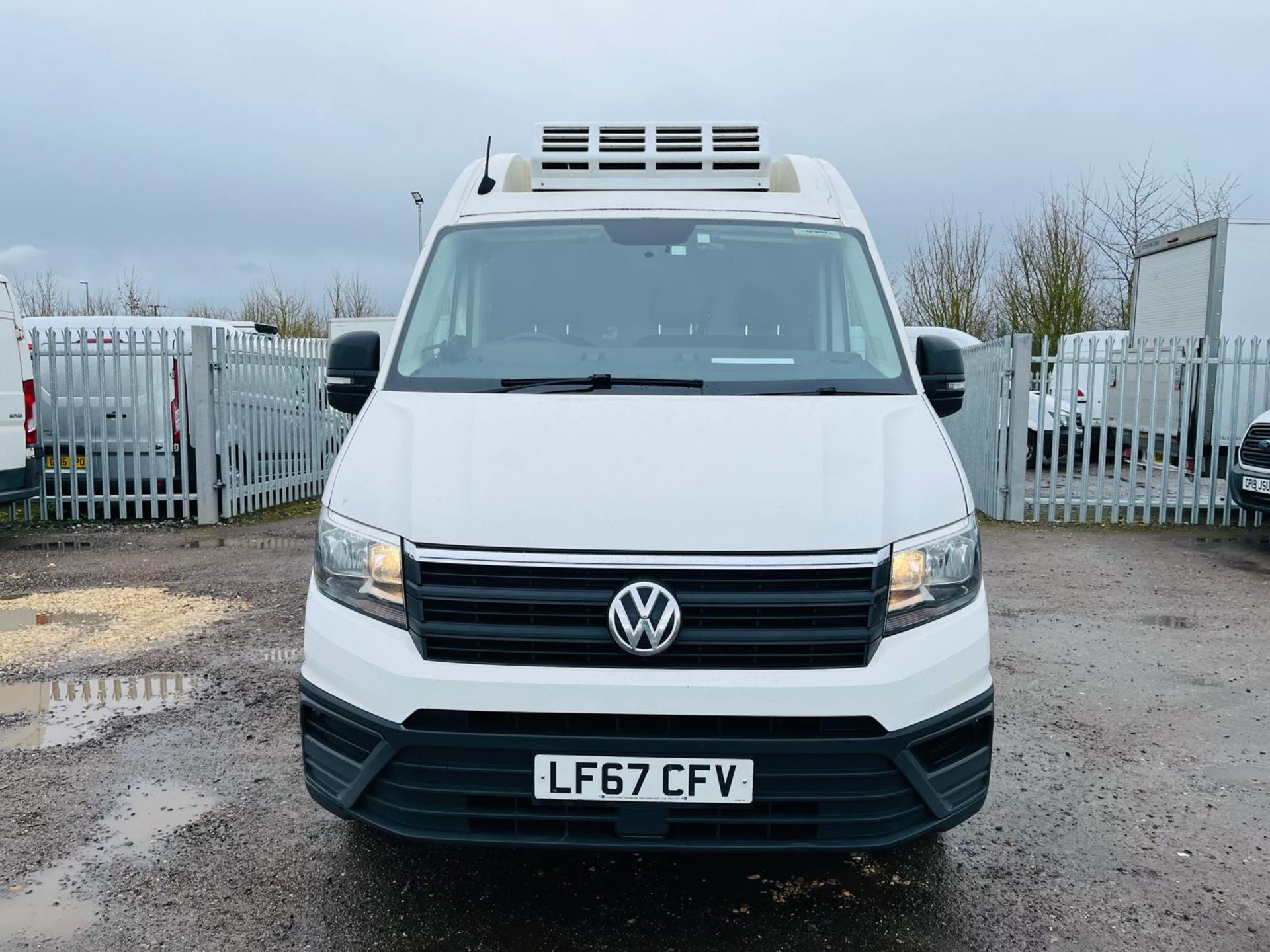 ** ON SALE ** Volkswagen Crafter Cr35 Startline 140 2.0 Tdi L2H3 Fridge/Freezer 2017 '67 Reg' - Bild 2 aus 28