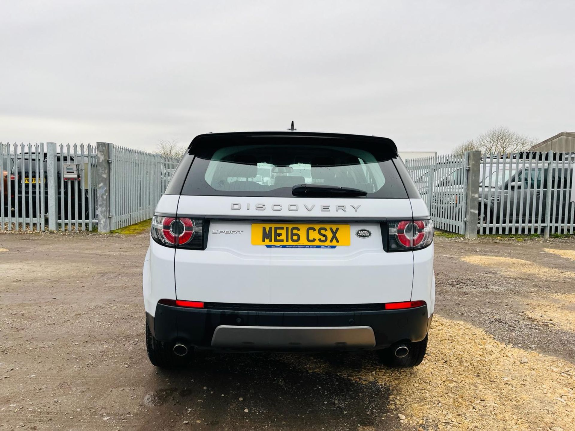 ** ON SALE ** Land Rover Discovery Sport 2.0 SE TD4 180 Automatic -2016'16 Reg' -ULEZ Compliant - Image 6 of 35