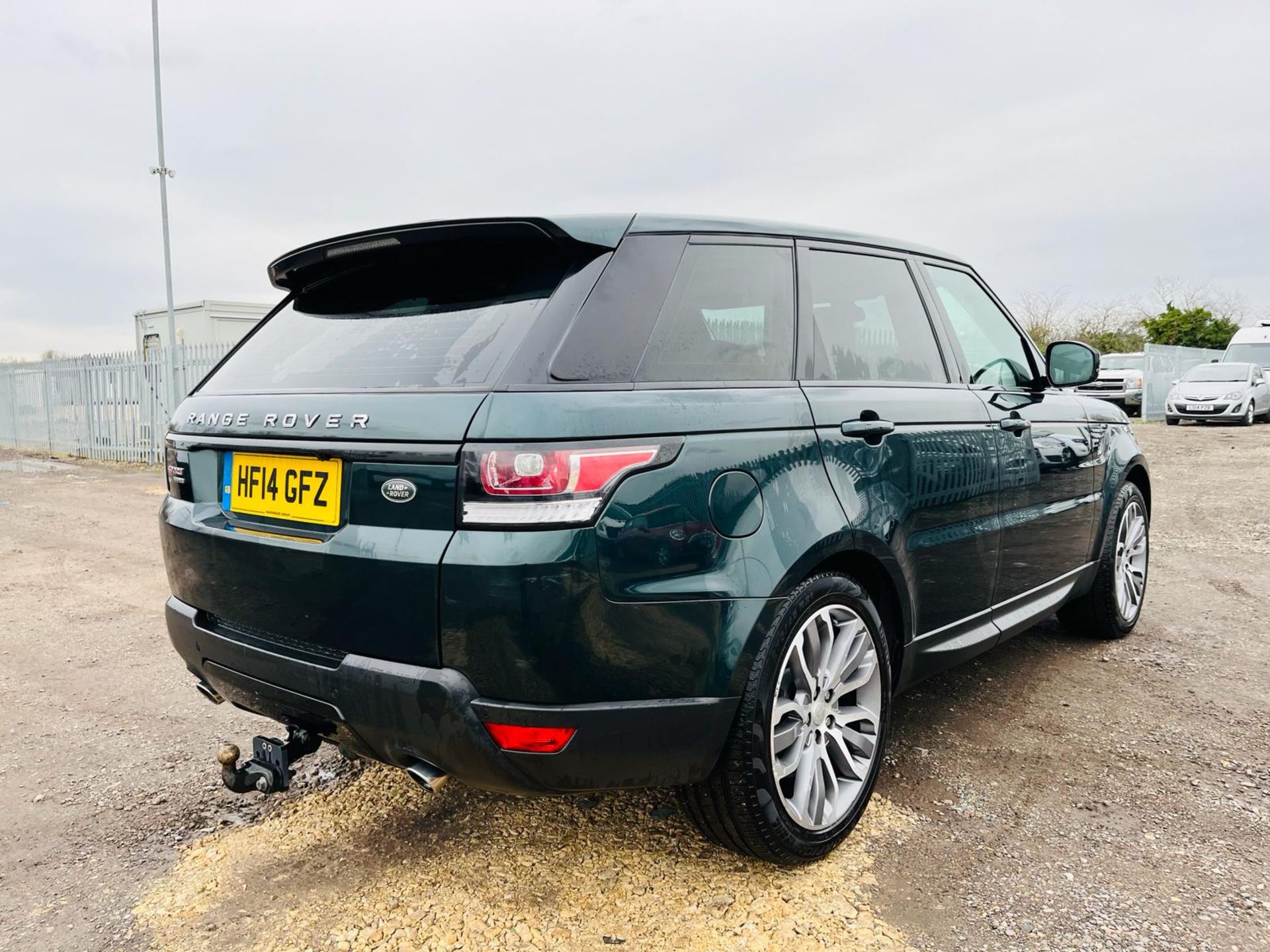 Land Rover Range Rover Sport 3.0 SDV6 HSE Dynamic Auto 2014 '14 Reg' 4WD - Sat Nav - A/C - No Vat - Image 11 of 39