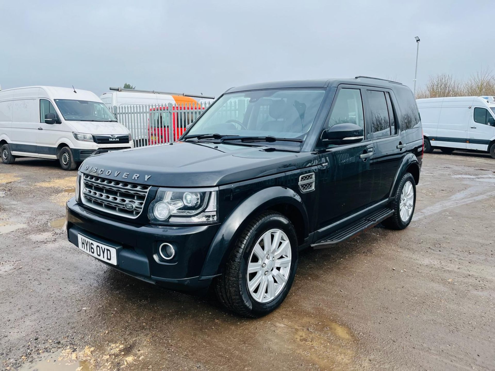 ** ON SALE ** Land Rover Discovery 4 Commercial SE SDV6 255 3.0 Automatic 2916 '16 Reg' - Image 3 of 34