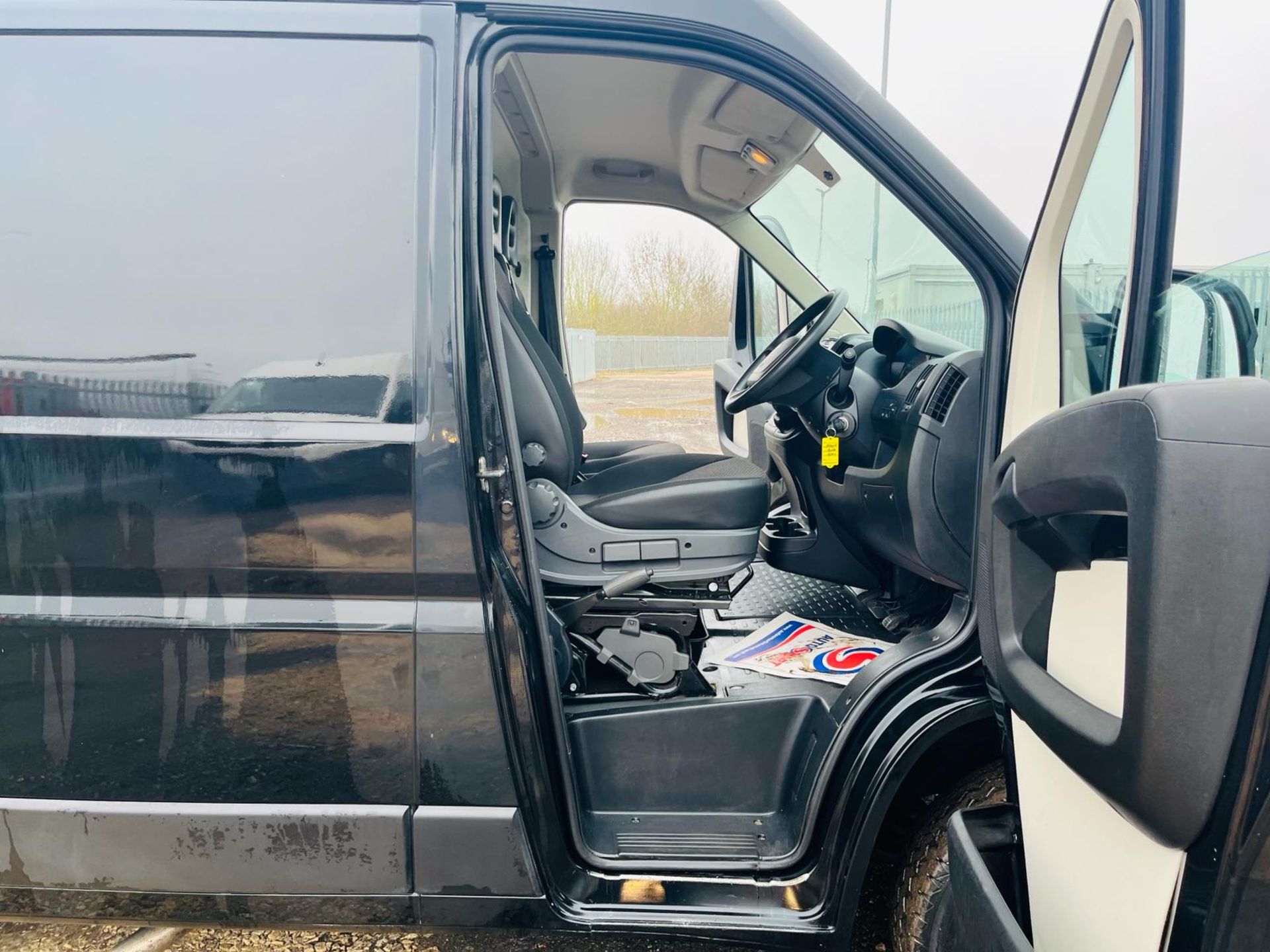 Peugeot Boxer 335 2.0 Bluehdi 130 Professional L2 H2 Panel Van 2019 '19 Reg' -ULEZ Compliant -No Vat - Bild 14 aus 26