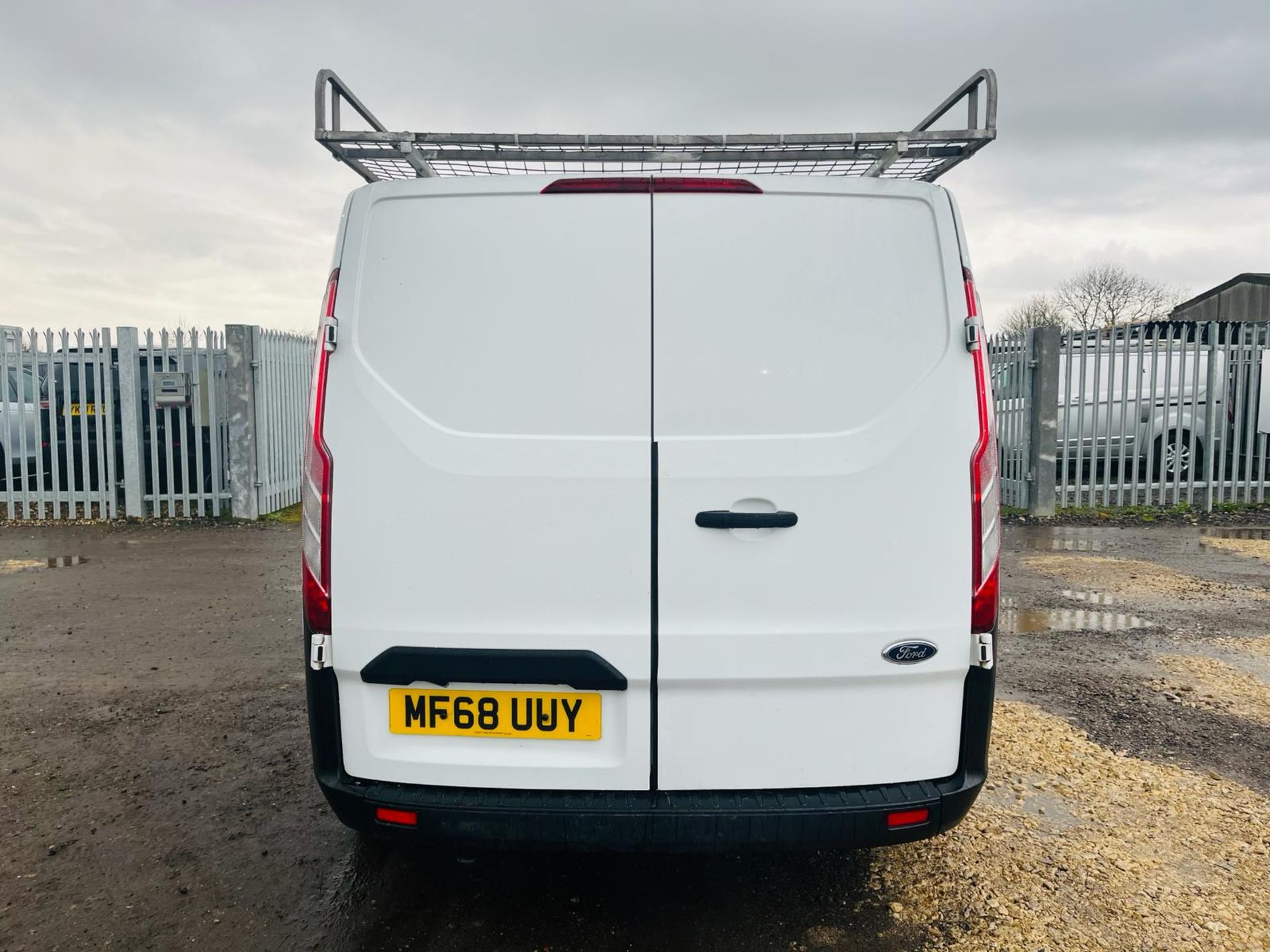 ** ON SALE ** Ford Transit Custom 300 2.0 Tdci Ecoblue 130 L1 H1 Panel Van 2018 '68 Reg' - Image 9 of 27