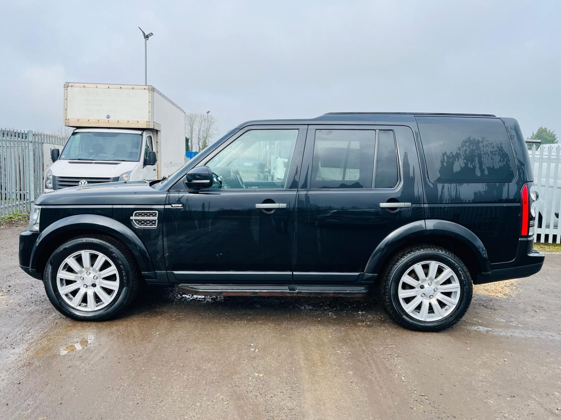 ** ON SALE ** Land Rover Discovery 4 Commercial SE SDV6 255 3.0 Automatic 2916 '16 Reg' - Image 4 of 34